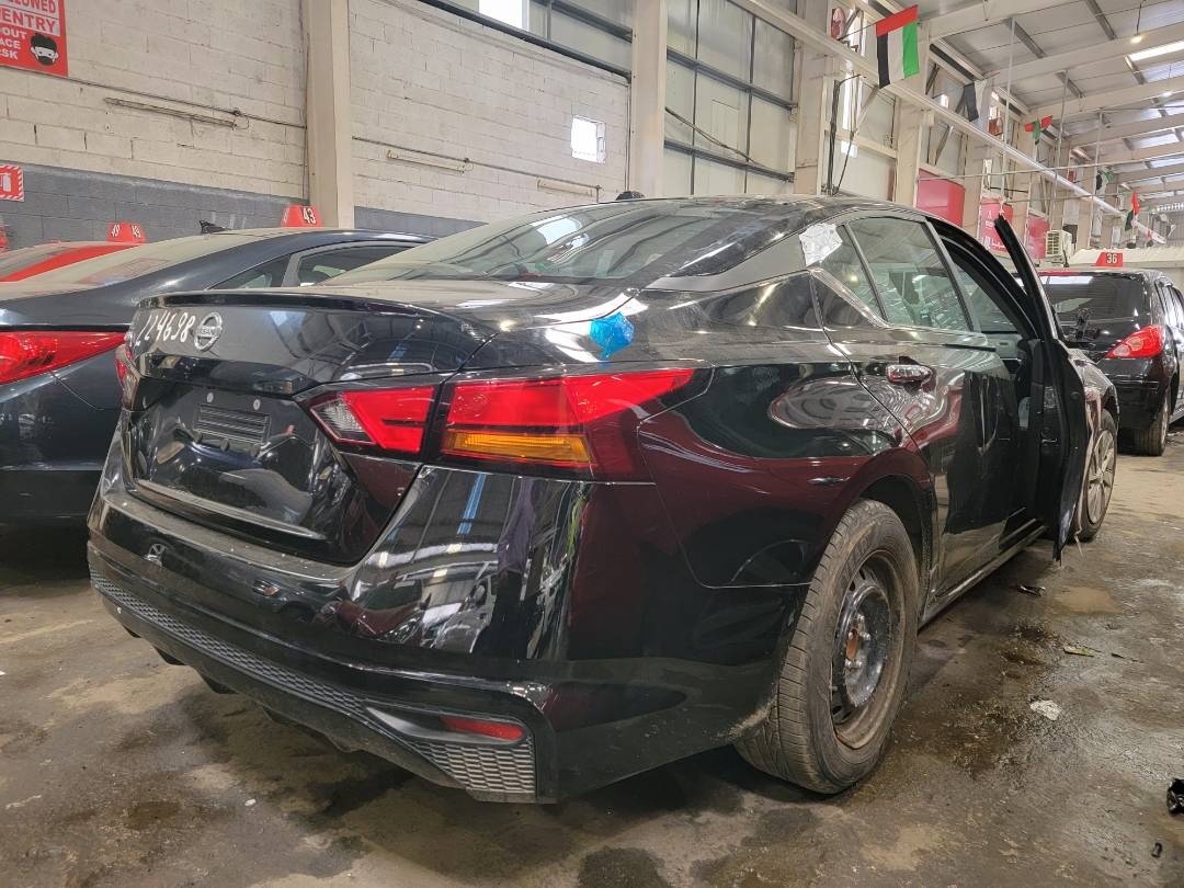 2019 NISSAN ALTIMA — 90969 Miles — Lot 37841846 - Marhaba Auctions Used Cars - Image 3