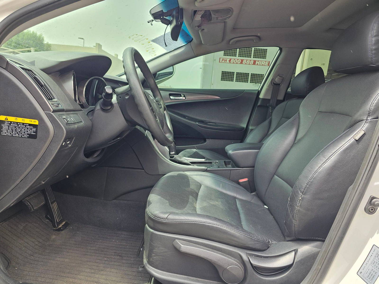 2014 HYUNDAI SONATA — 182325 KM — Lot 076108 — Souq - Marhaba Auctions Used Cars - Image 9