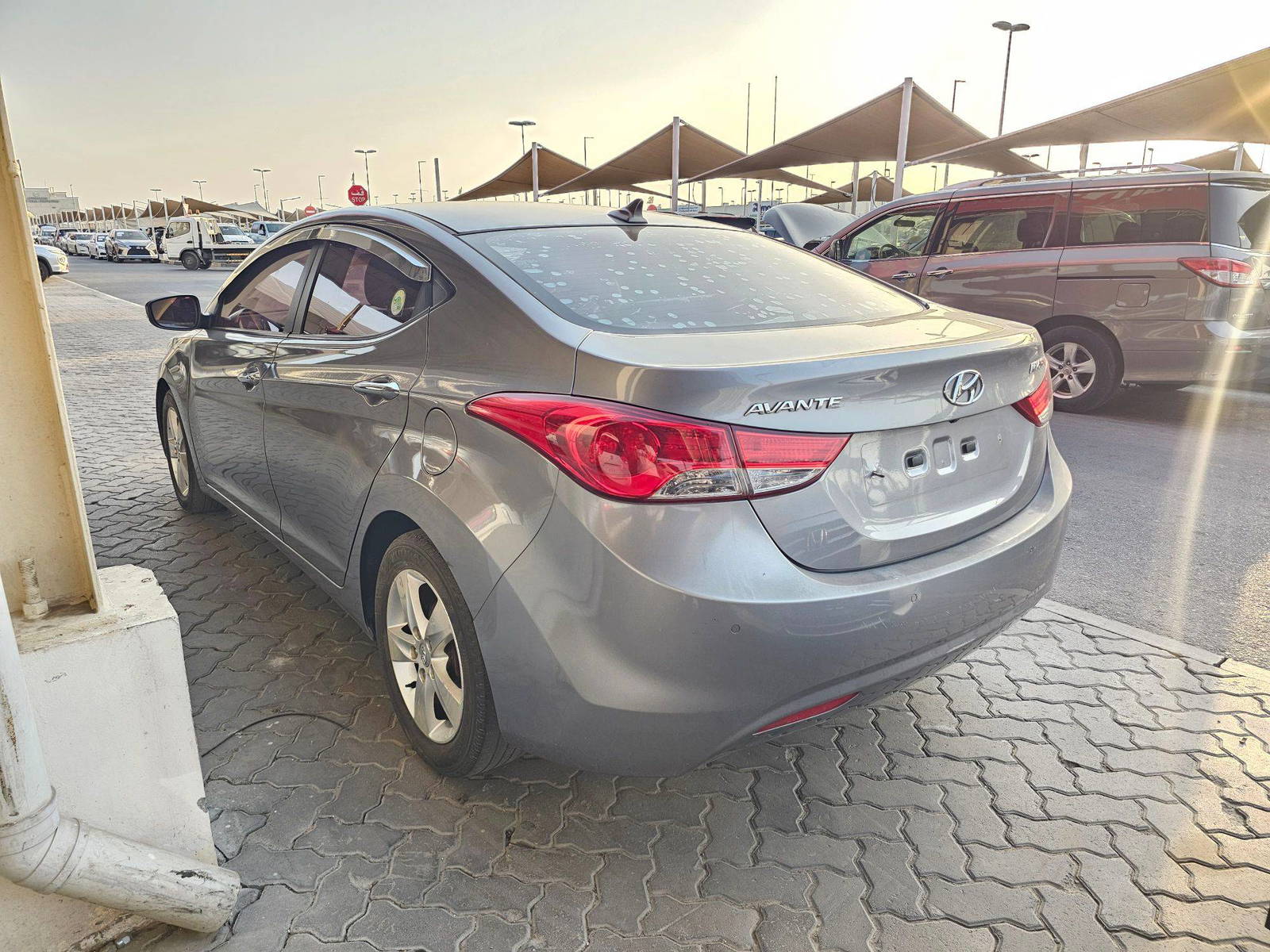 HYUNDAI AVANTE 2012 view 2