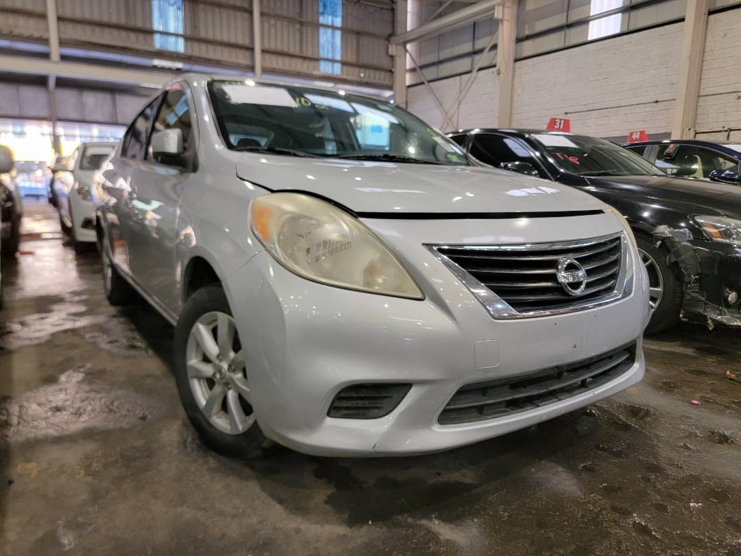 2014 NISSAN VERSA — 170110 Miles — Lot 40132102 — Main - Marhaba Auctions Used Cars - Image 4