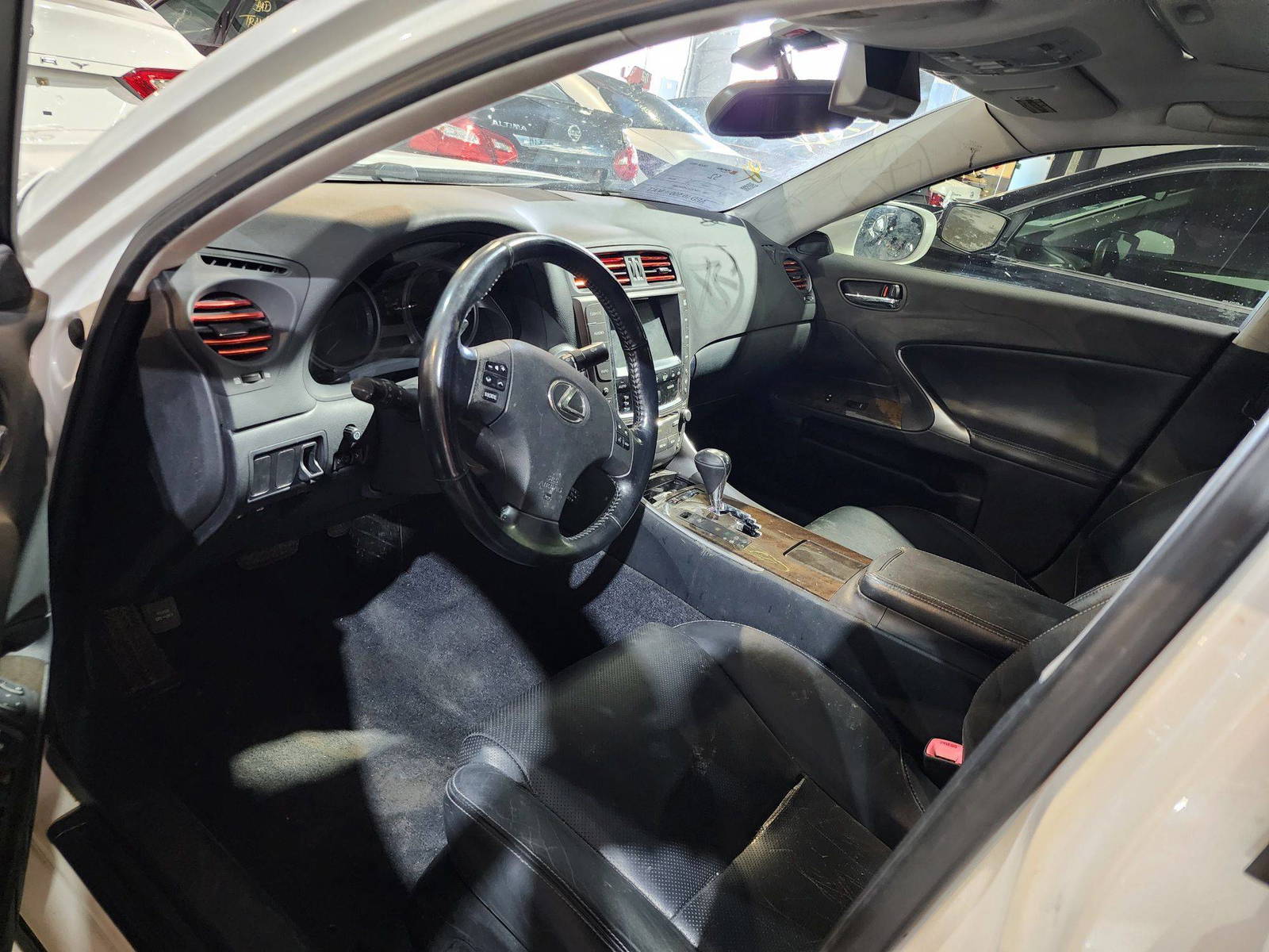 2009 LEXUS IS 250 — 183039 Miles — Lot 2031568 — Al Quoz - Marhaba Auctions Used Cars - Image 9