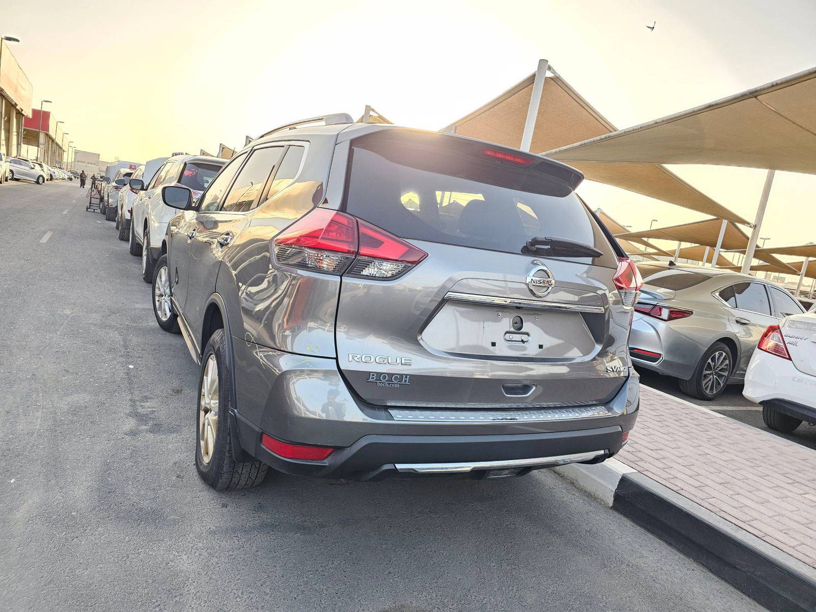 2017 NISSAN ROGUE — 108673 Miles — Lot XHW019049 — Souq - Marhaba Auctions Used Cars - Image 3