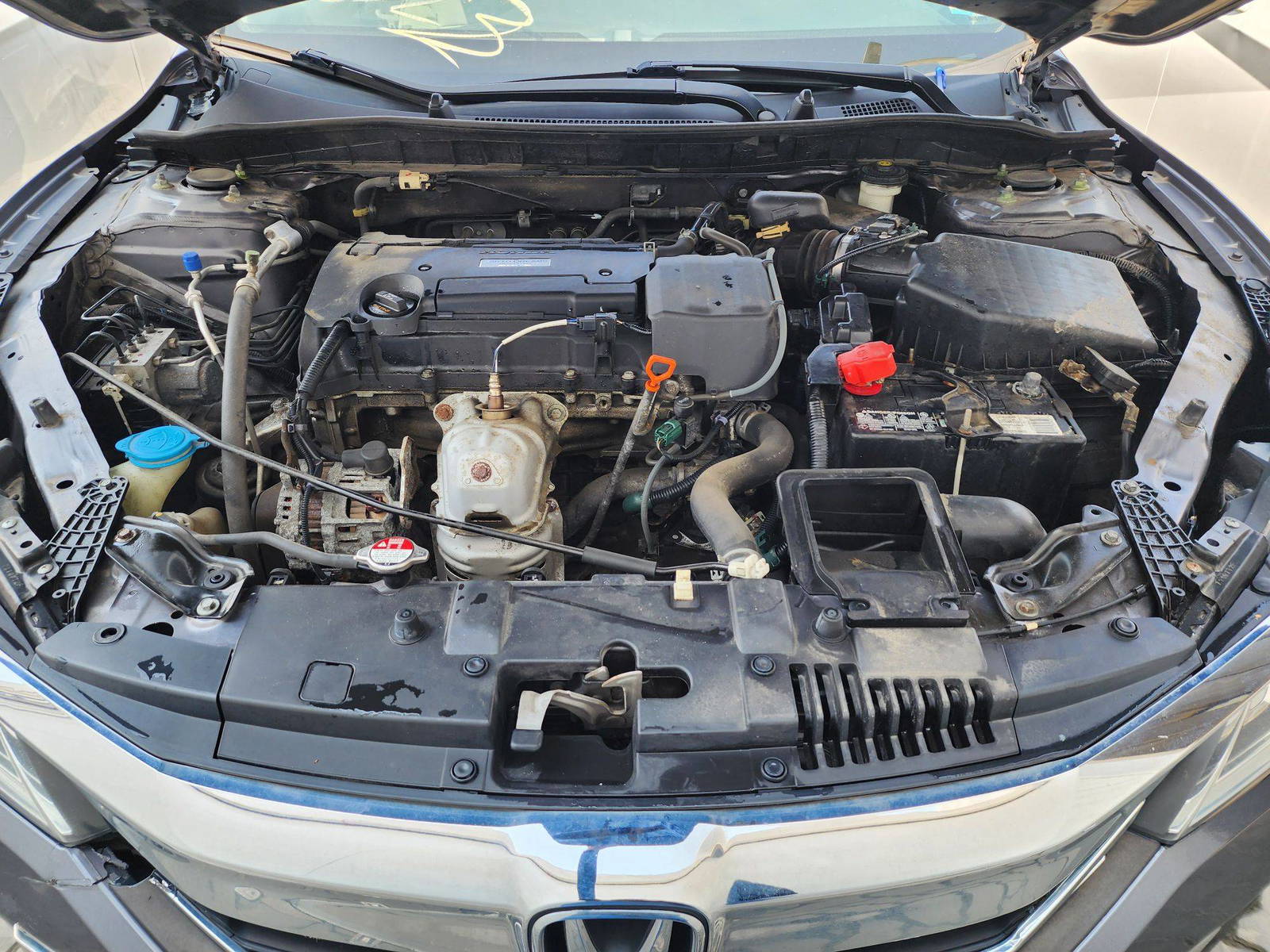 2016 HONDA ACCORD — 91639 Miles — Lot 54955044 — Souq - Marhaba Auctions Used Cars - Image 11