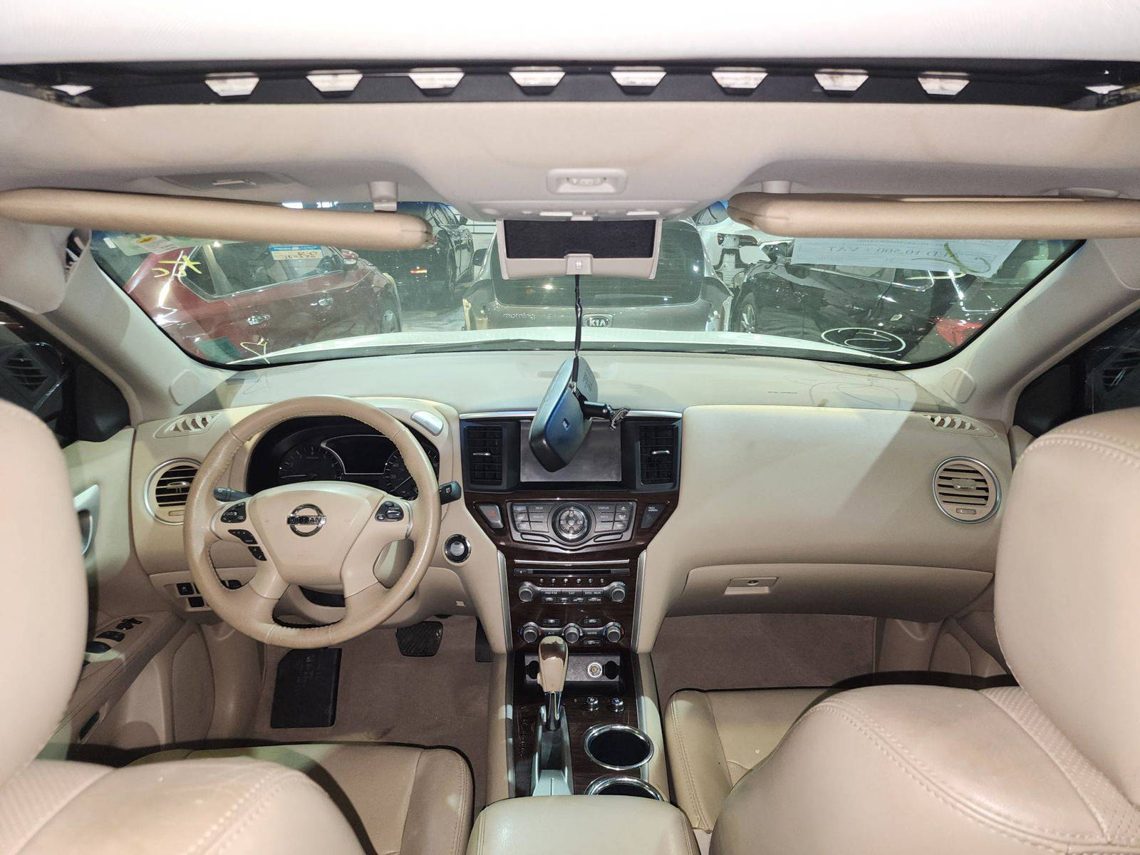 2013 NISSAN PATHFINDER — 160370 Miles — Lot 643203 — Al Quoz - Marhaba Auctions Used Cars - Image 8