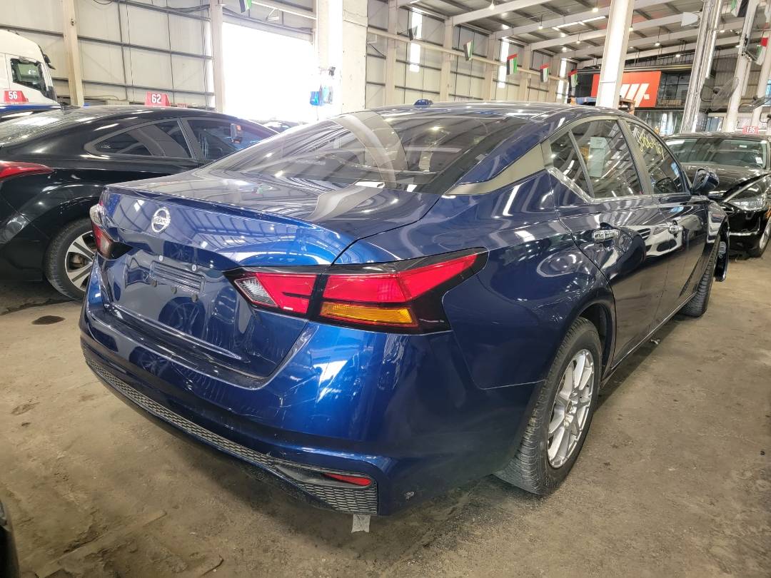 2019 NISSAN ALTIMA — 114342 Miles — Lot KC131016 — Main - Marhaba Auctions Used Cars - Image 3