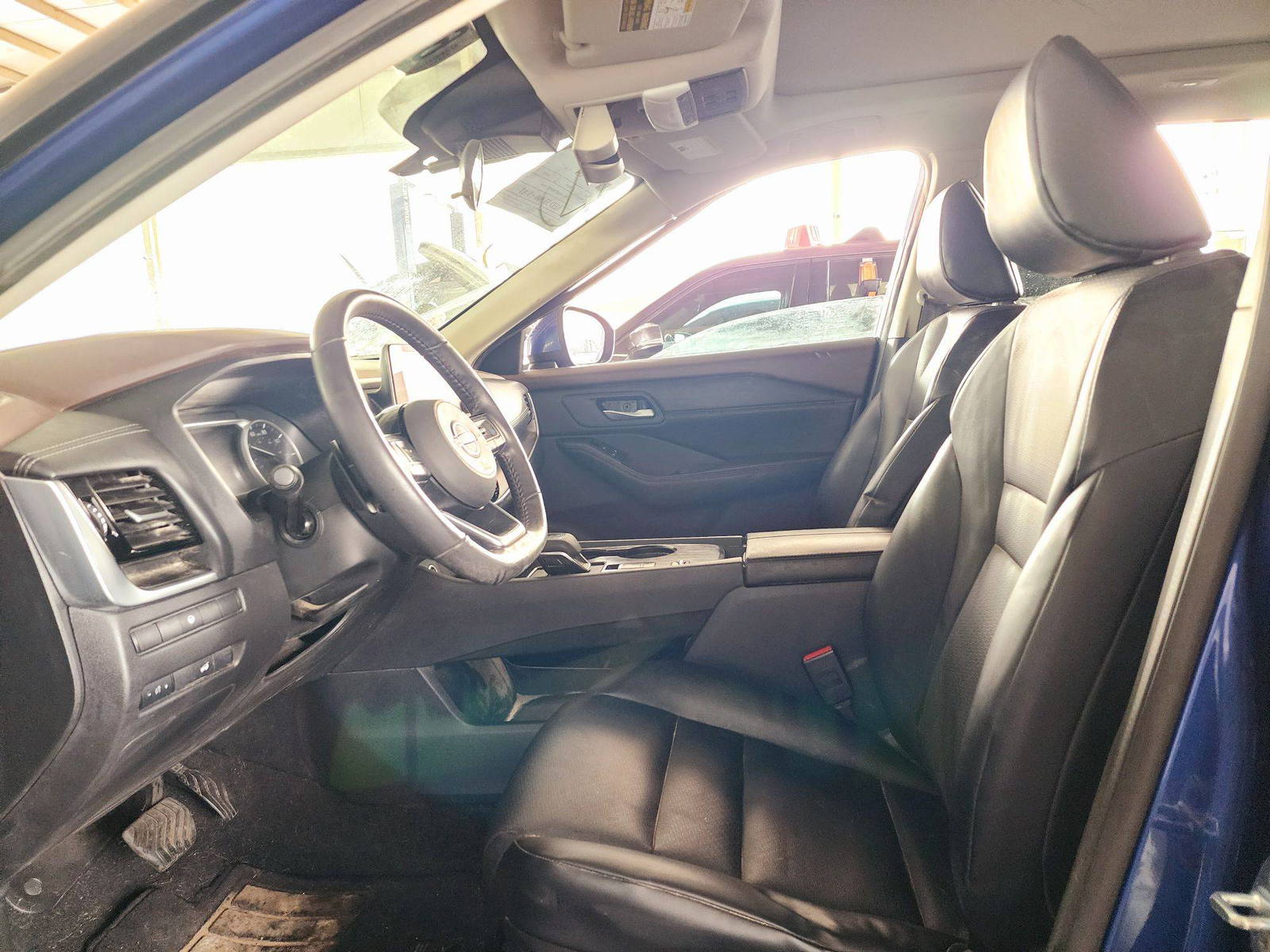 2022 NISSAN ROGUE — 33055 Miles — Lot 8NC7156 — Souq - Marhaba Auctions Used Cars - Image 9