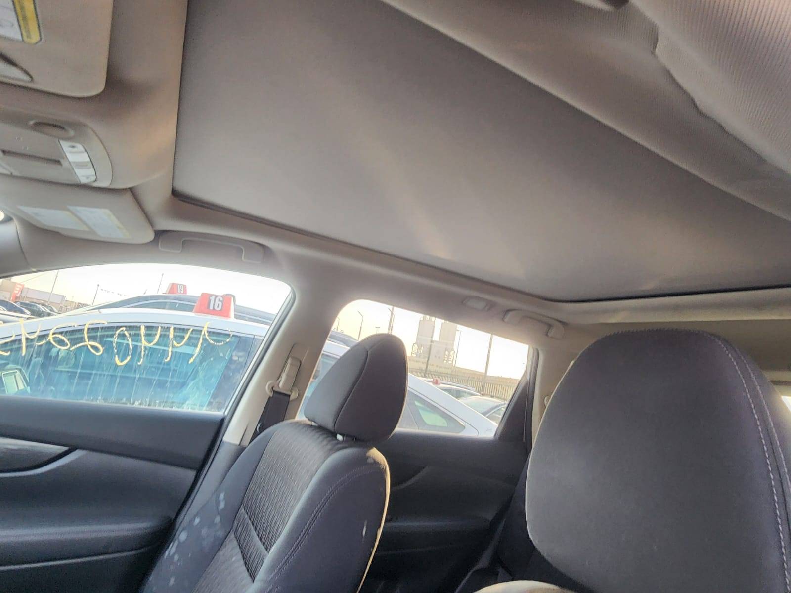 NISSAN ROGUE 2017 - Marhaba Auction Used Cars - Image 12