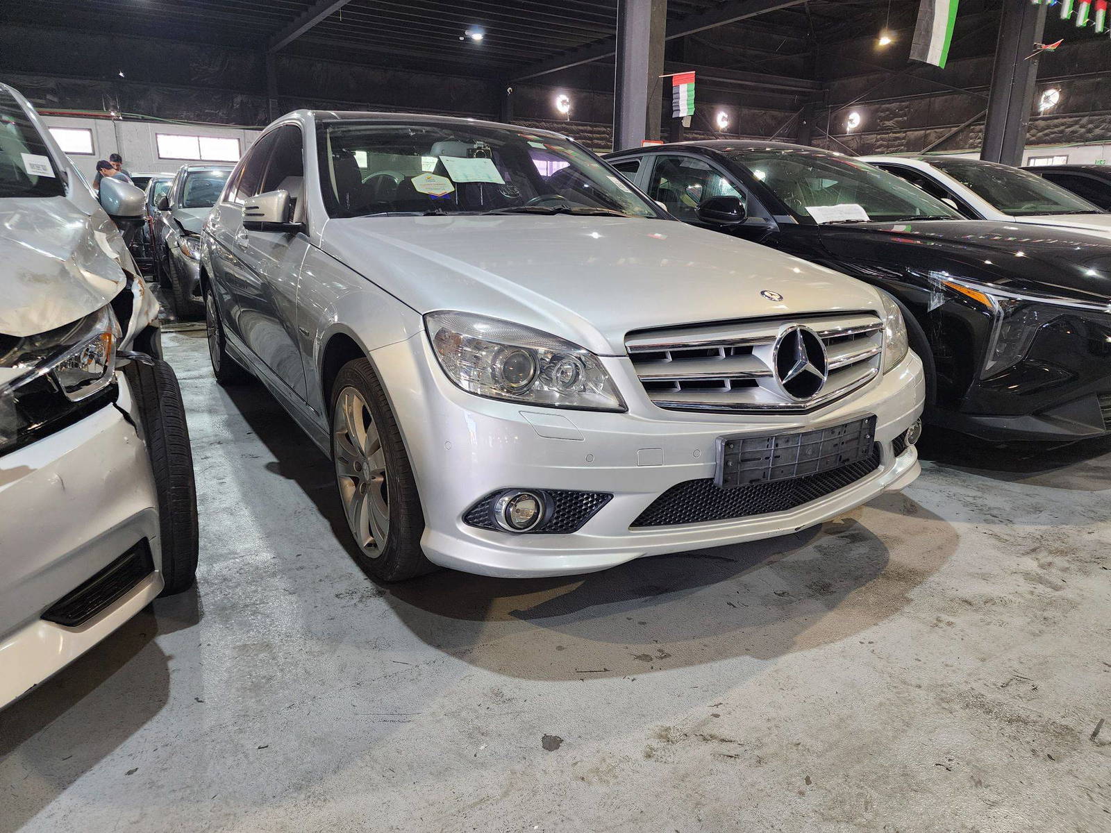 2010 MERCEDES BENZ C200 — 190142 KM — Lot 468850 — Al Quoz - Marhaba Auctions Used Cars - Image 2