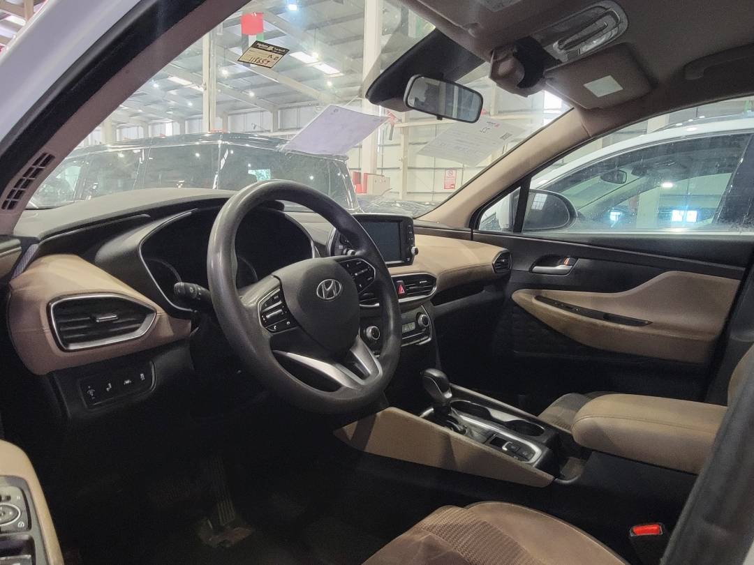 HYUNDAI SANTA FE 2019 - Marhaba Auction Used Cars - Image 6