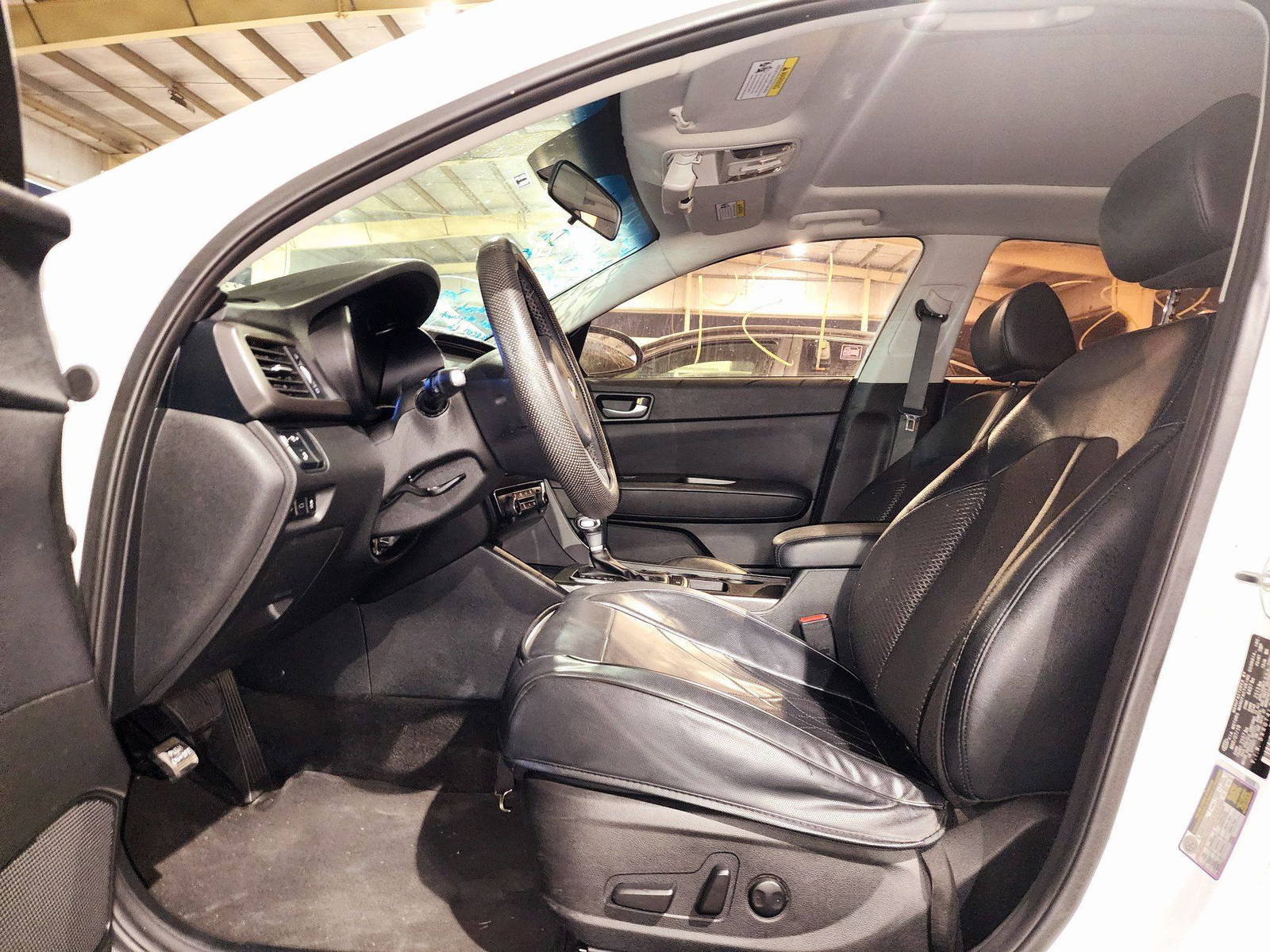 2018 KIA OPTIMA — 98017 Miles — Lot 39858874 — Souq - Marhaba Auctions Used Cars - Image 9