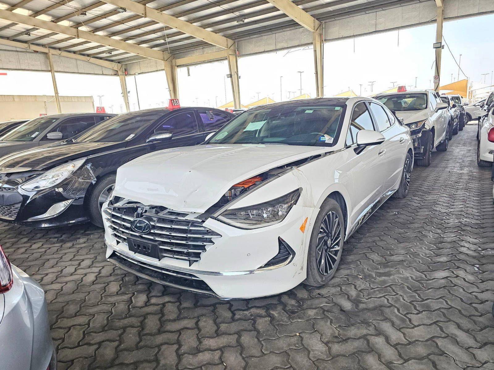 HYUNDAI SONATA 2023 - Marhaba Auction Used Cars - Image 3