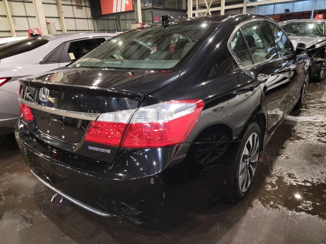 2015 HONDA ACCORD — 243916 Miles — Lot 36308022 - Marhaba Auctions Used Cars - Image 4