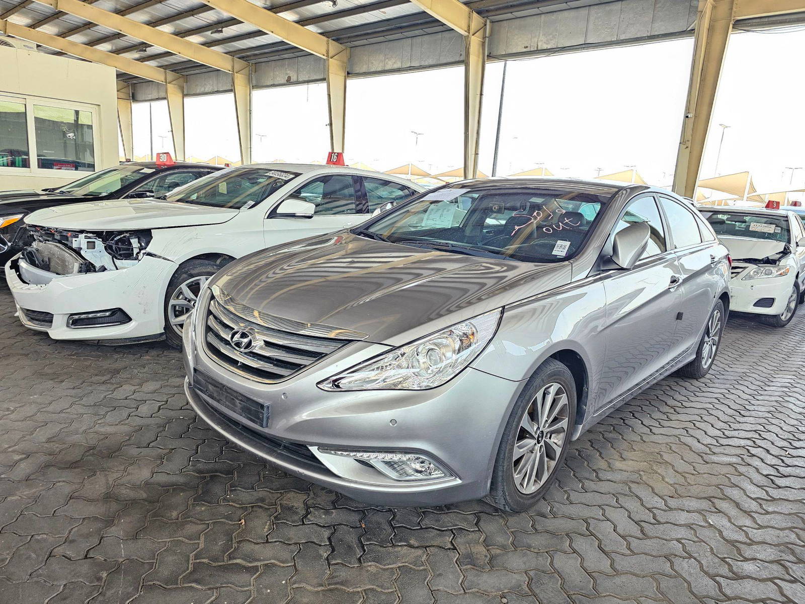 2013 HYUNDAI SONATA — 148563 KM — Lot 480264 — Souq - Marhaba Auctions Used Cars - Image 5