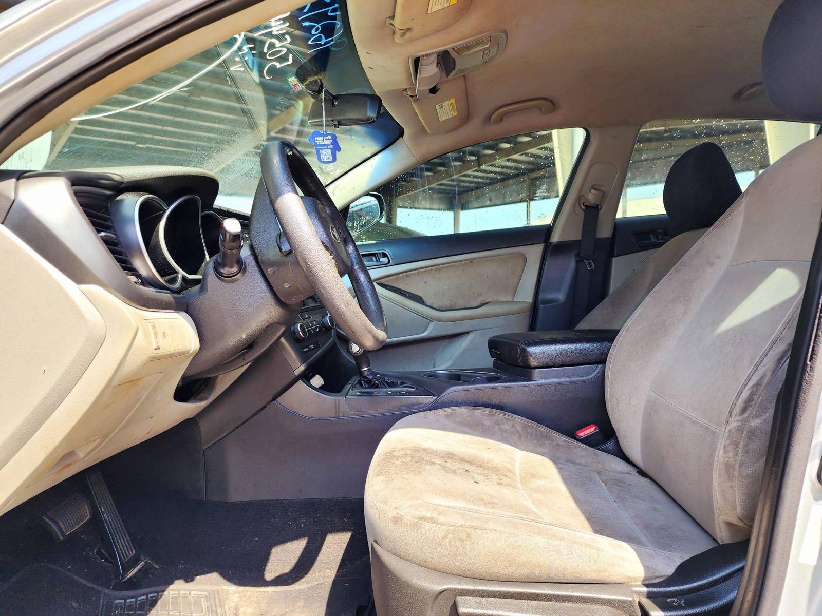 2015 KIA OPTIMA — 171855 Miles — Lot 962936 — Souq - Marhaba Auctions Used Cars - Image 8