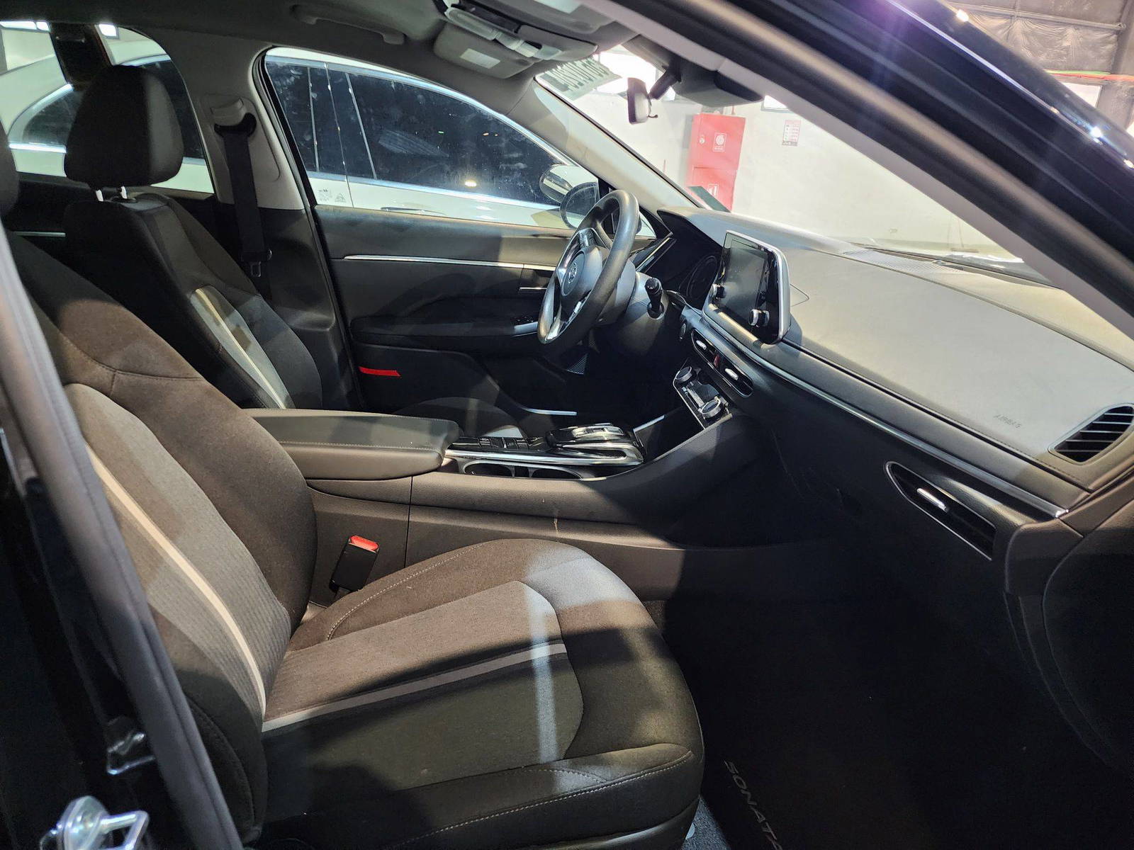 2021 HYUNDAI SONATA — 59012 Miles — Lot 56107204 — Al Quoz - Marhaba Auctions Used Cars - Image 9