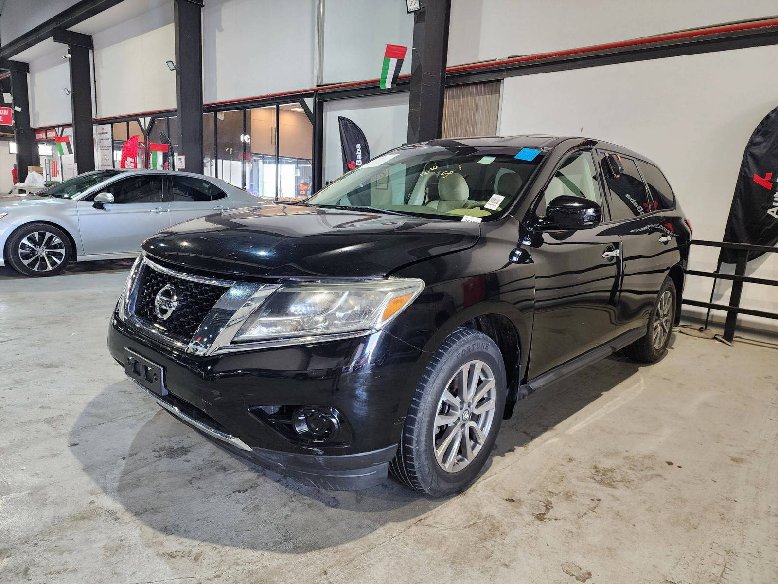 2014 NISSAN PATHFINDER — 142051 Miles — Lot 28107 — Al Quoz - Marhaba Auctions Used Cars - Image 3