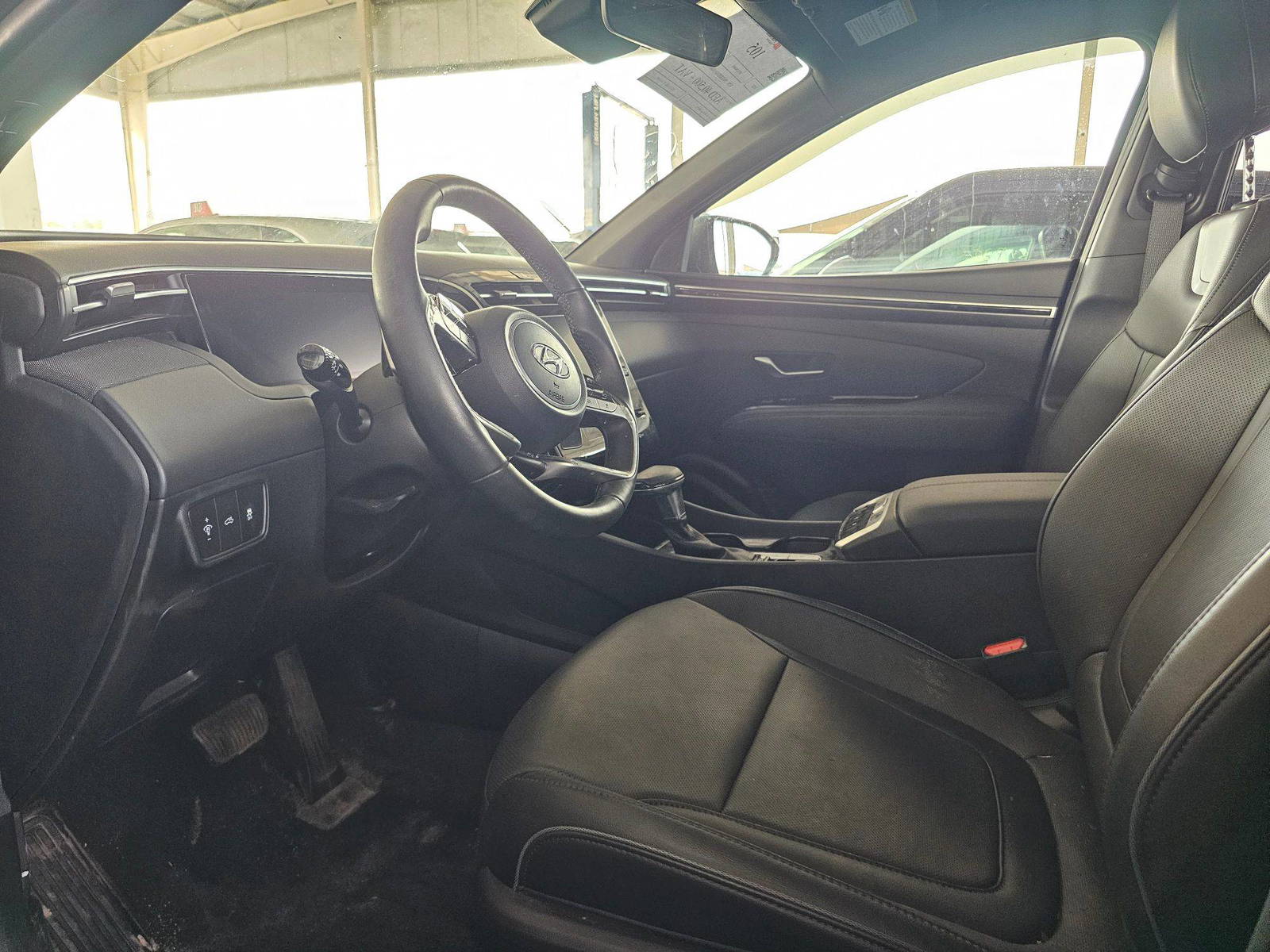 2022 HYUNDAI SANTA CRUZ SEL — 47133 KM — Lot NH033748 — Main - Marhaba Auctions Used Cars - Image 9