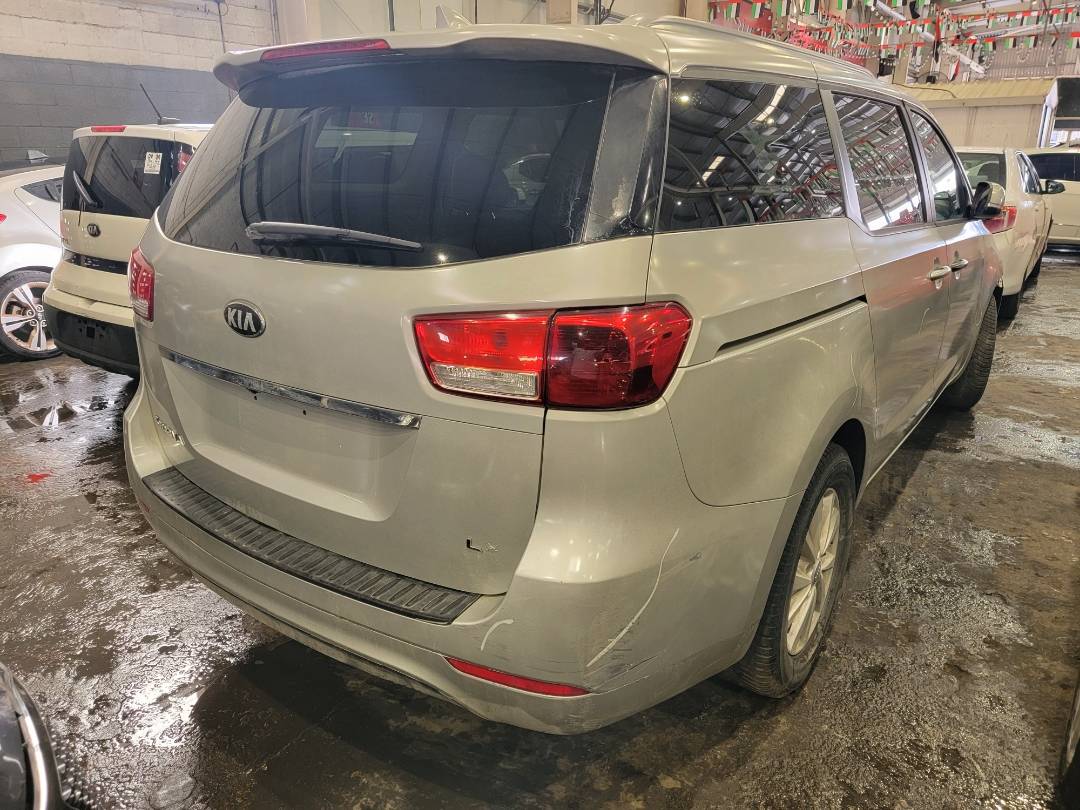 2015 KIA SEDONA — 148987 Miles — Lot 83538884 — Main - Marhaba Auctions Used Cars - Image 3