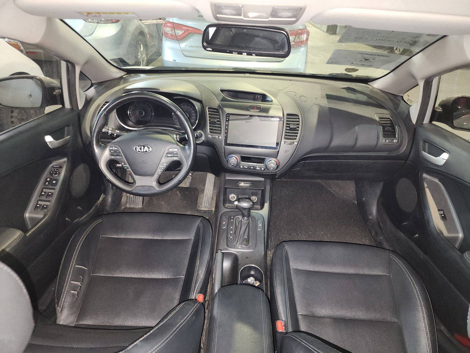 2014 KIA K3 — 144207 KM — Lot 870773 — Ind. 12 - Marhaba Auctions Used Cars - Image 8