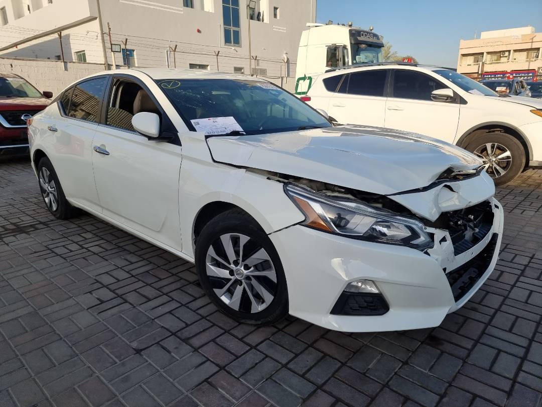 2020 NISSAN ALTIMA — 84741 Miles — Lot 125487 — Ind. 12 - Marhaba Auctions Used Cars - Image 4