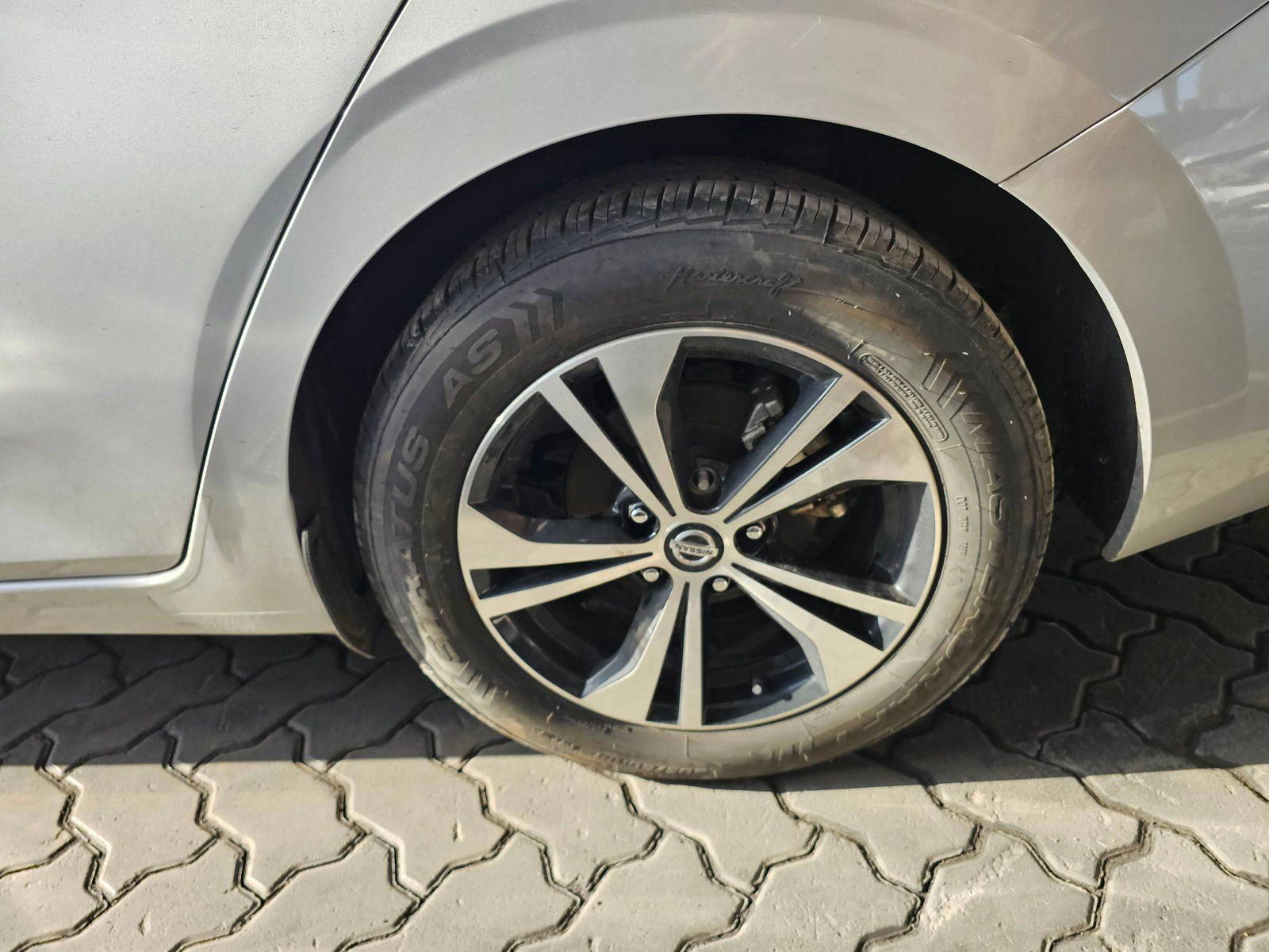 NISSAN SENTRA 2023 - Marhaba Auction Used Cars - Image 11