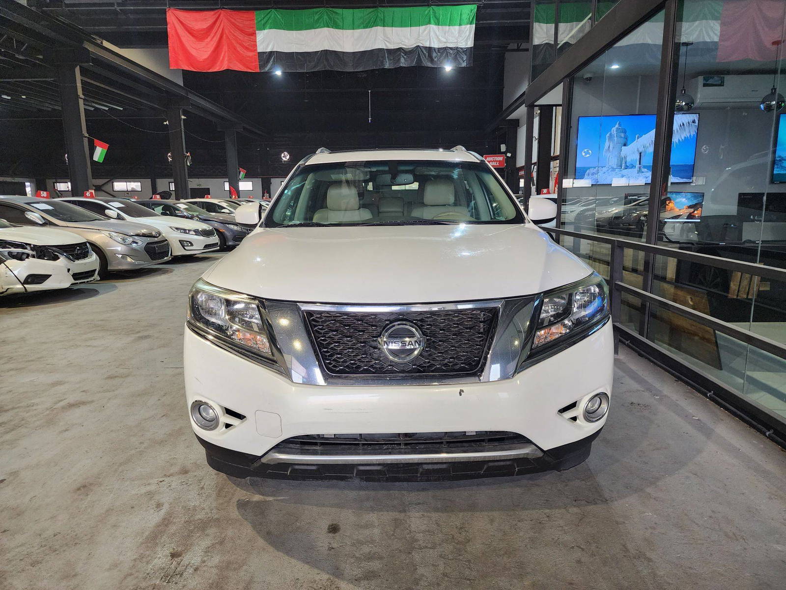 2013 NISSAN PATHFINDER — 178161 Miles — Lot C680833 — Al Quoz - Marhaba Auctions Used Cars - Image 5