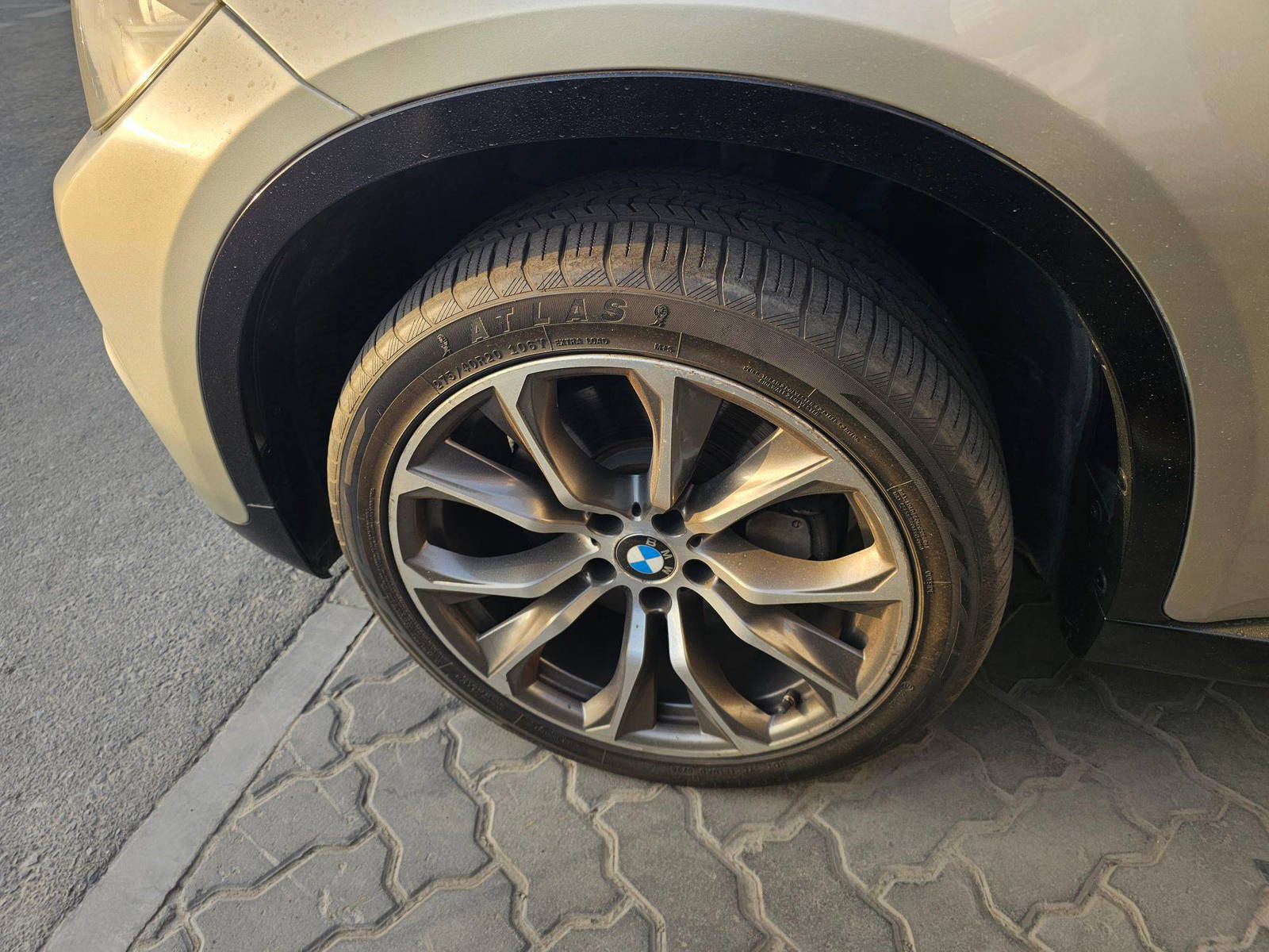 2016 BMW X6 — 165242 KM — Lot 01G0N49728 — Souq - Marhaba Auctions Used Cars - Image 13