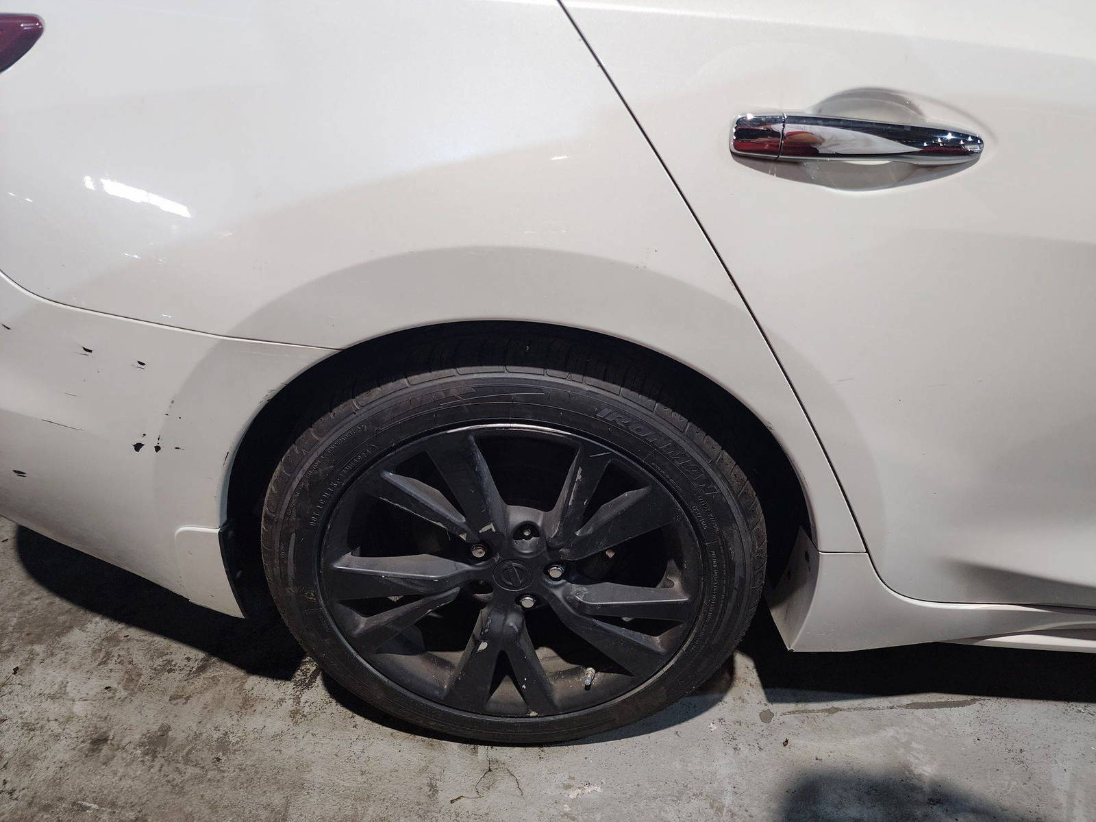 2017 NISSAN MAXIMA — 121458 Miles — Lot 392701 — Main - Marhaba Auctions Used Cars - Image 12