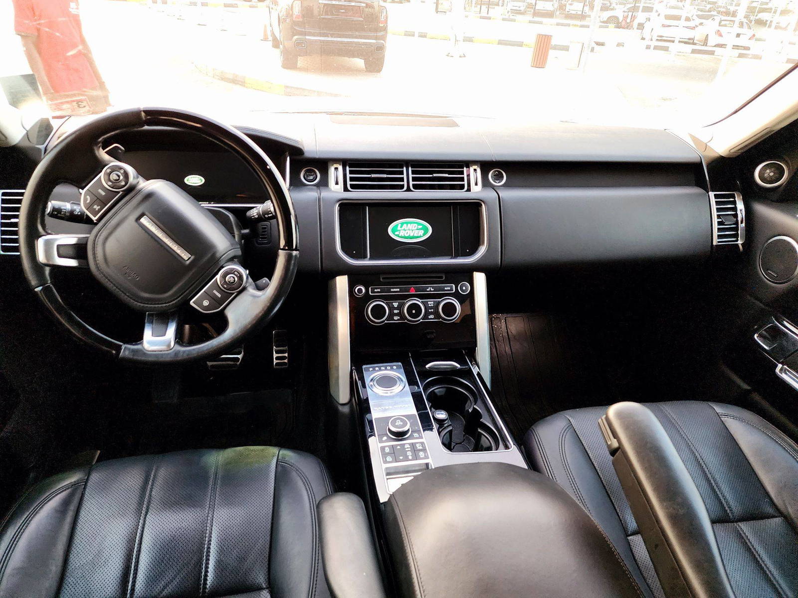 2016 LAND ROVER RANGE ROVER SUPERCHARGED — 150691 Miles — Lot 61260414 — Souq - Marhaba Auctions Used Cars - Image 7