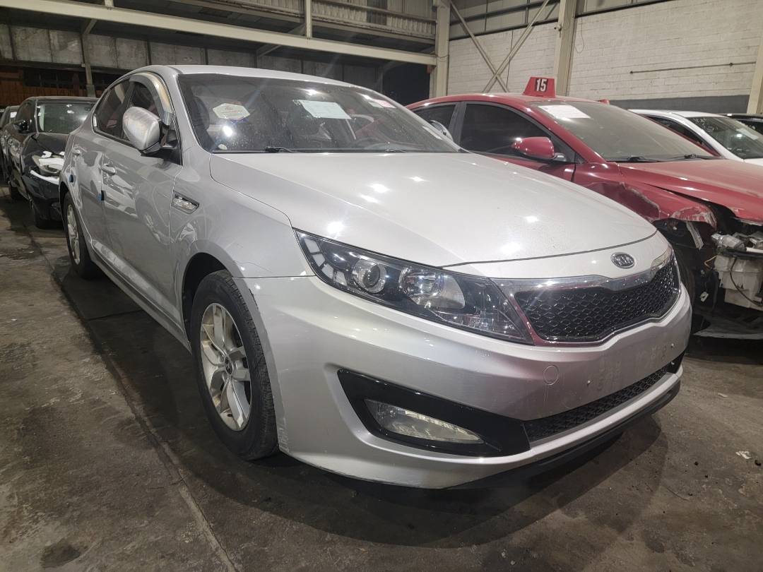 2011 KIA K5 — 54633 KM — Lot 1BBA079362 — Main - Marhaba Auctions Used Cars - Image 4