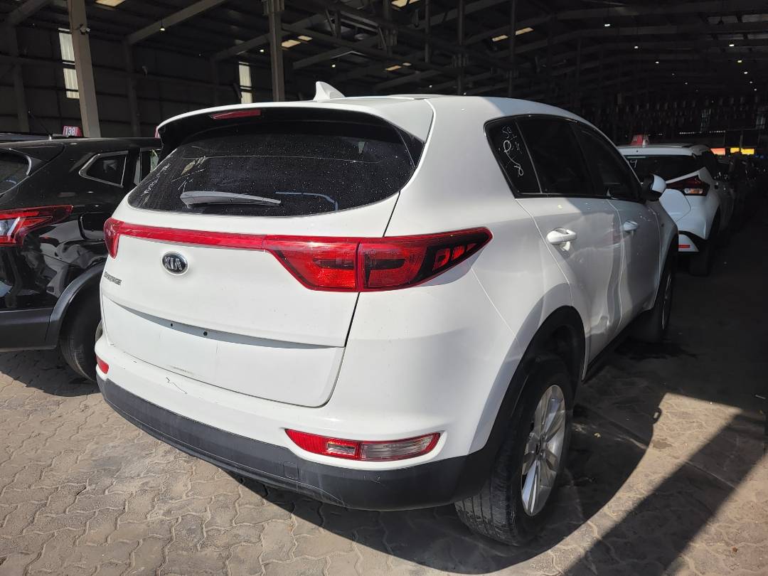 2018 KIA SPORTAGE — 149961 Miles — Lot J7459332 — Main - Marhaba Auctions Used Cars - Image 4