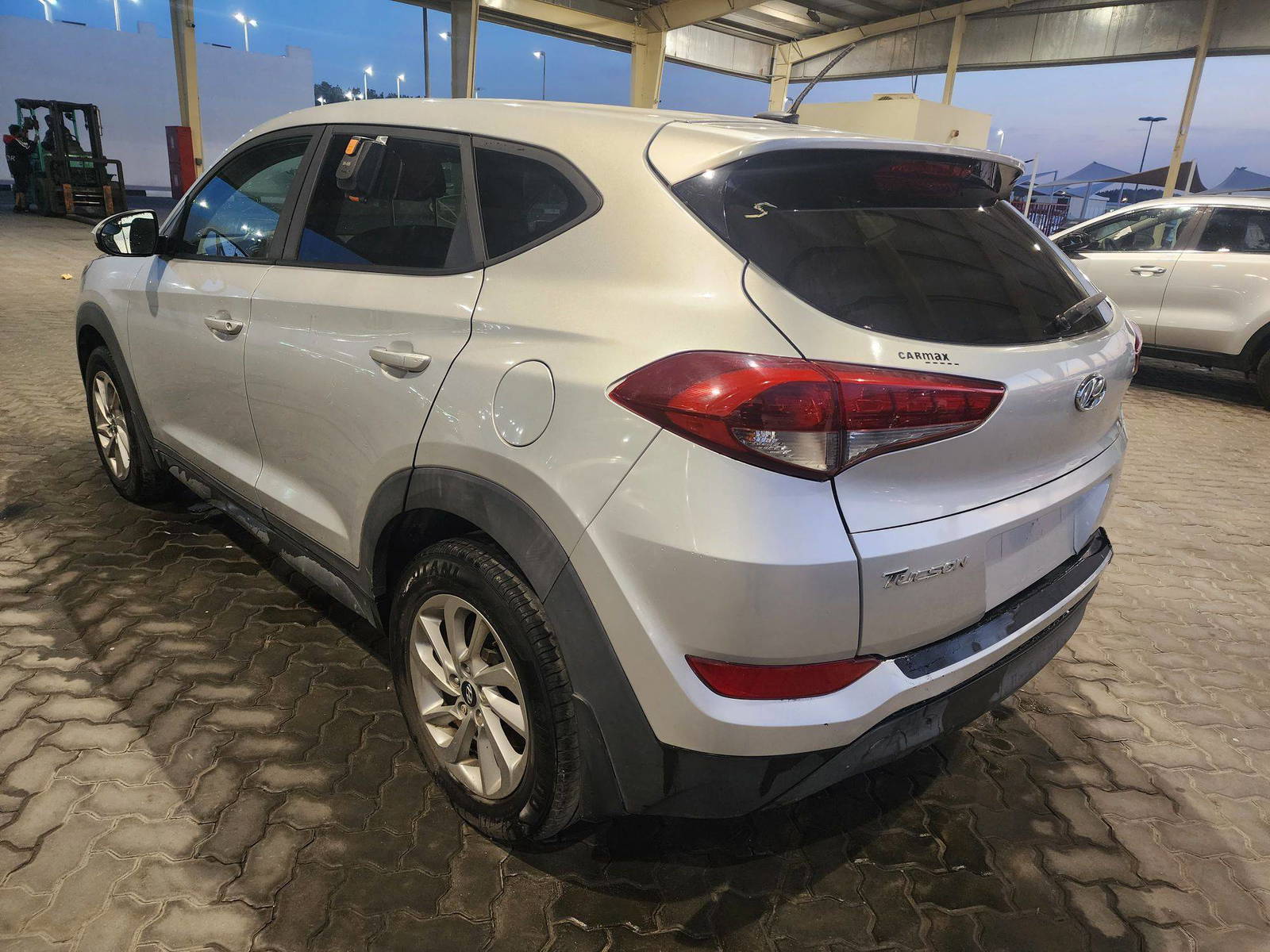 2017 HYUNDAI TUCSON — 103309 Miles — Lot 69392913 - Marhaba Auctions Used Cars - Image 3