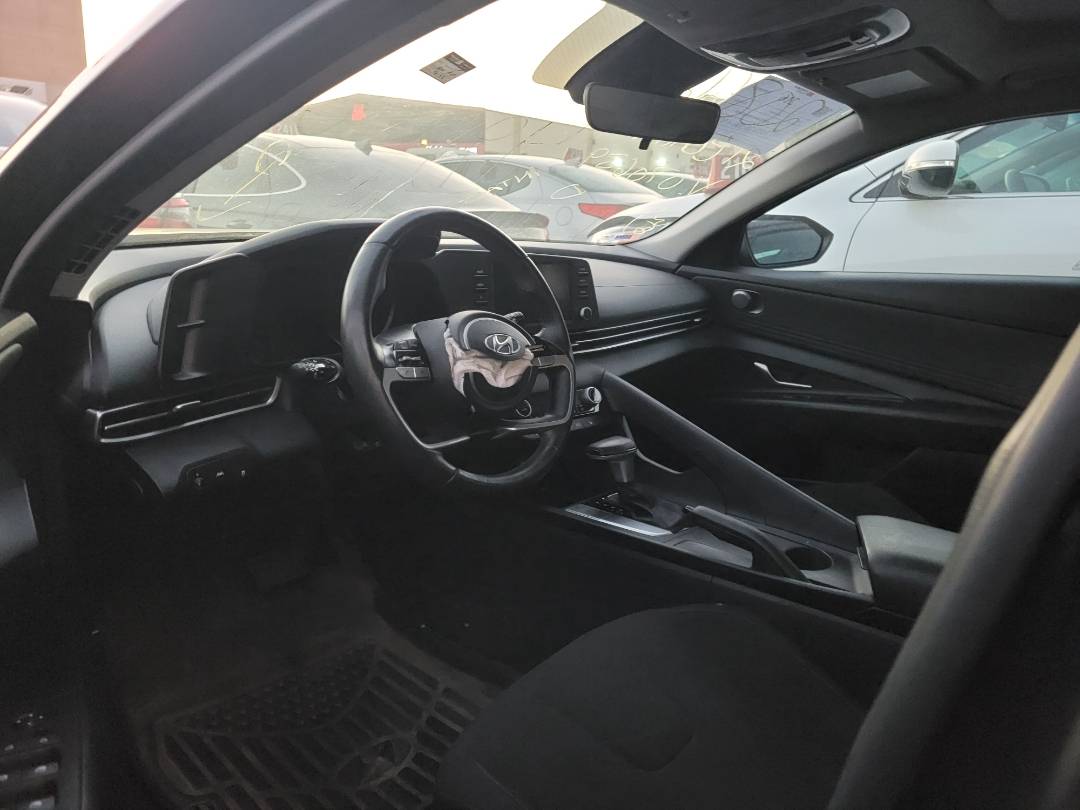 2021 HYUNDAI ELANTRA — 46132 KM — Lot U070639 — Main - Marhaba Auctions Used Cars - Image 6