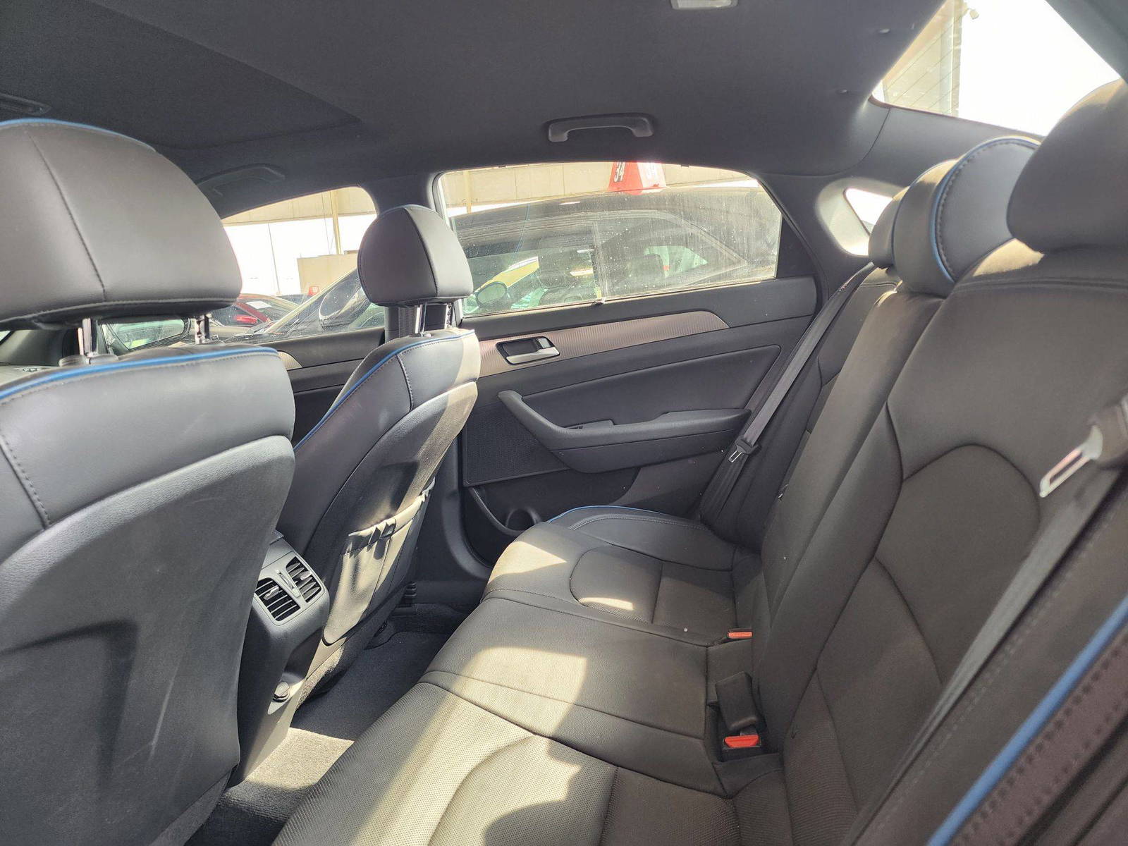 2018 HYUNDAI SONATA — 40745 Miles — Lot 68699 — Souq - Marhaba Auctions Used Cars - Image 7