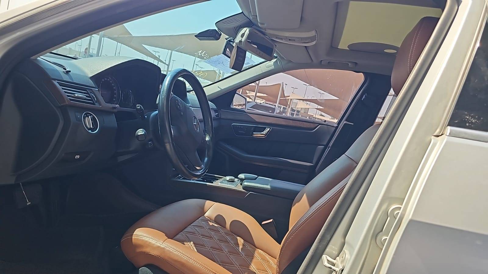 2011 MERCEDES BENZ E-300 — 42432 KM — Lot B5BA494112 — Souq - Marhaba Auctions Used Cars - Image 8