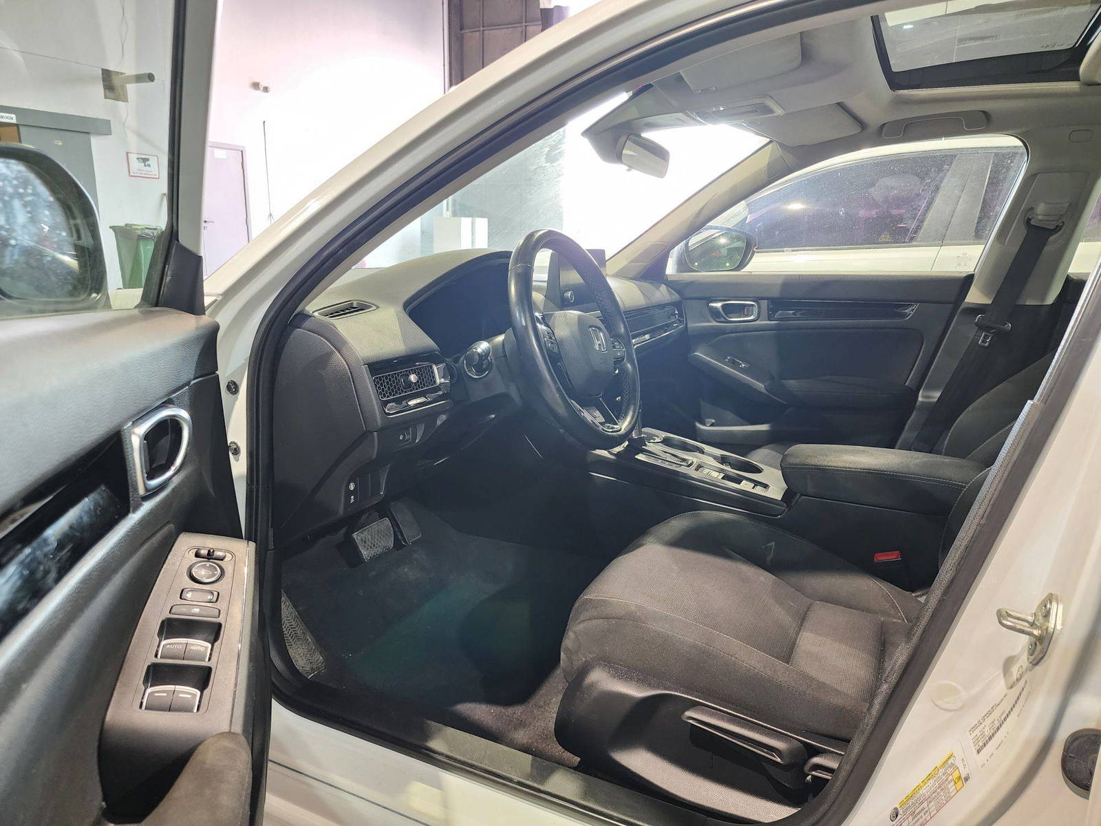 2022 HONDA CIVIC — 106557 KM — Lot 85203244 — Main - Marhaba Auctions Used Cars - Image 9