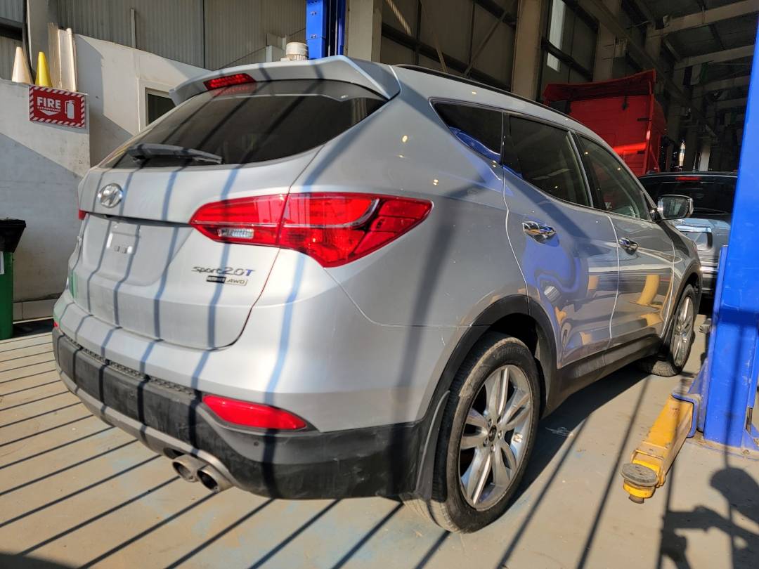 2016 HYUNDAI SANTA FE — 154143 Miles — Lot 5491 — Main - Marhaba Auctions Used Cars - Image 3