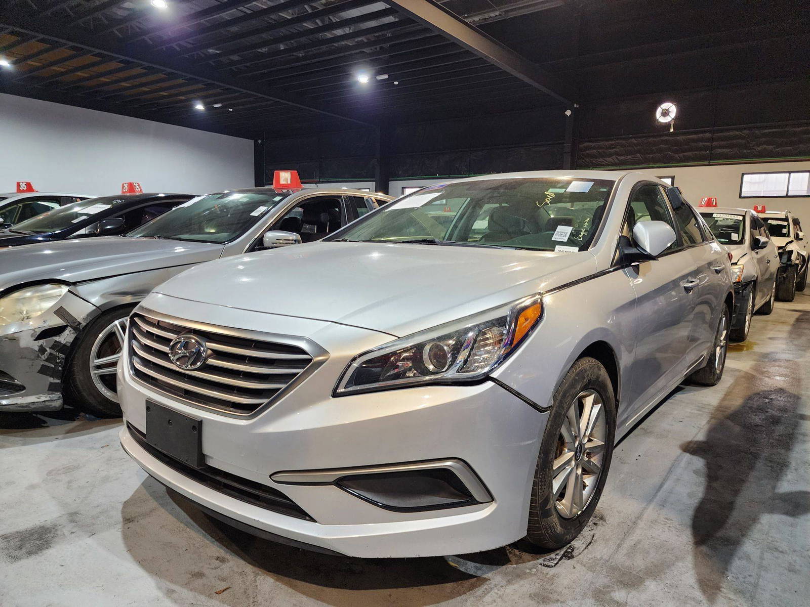 2017 HYUNDAI SONATA — 166610 Miles — Lot 26800 — Al Quoz - Marhaba Auctions Used Cars - Image 4