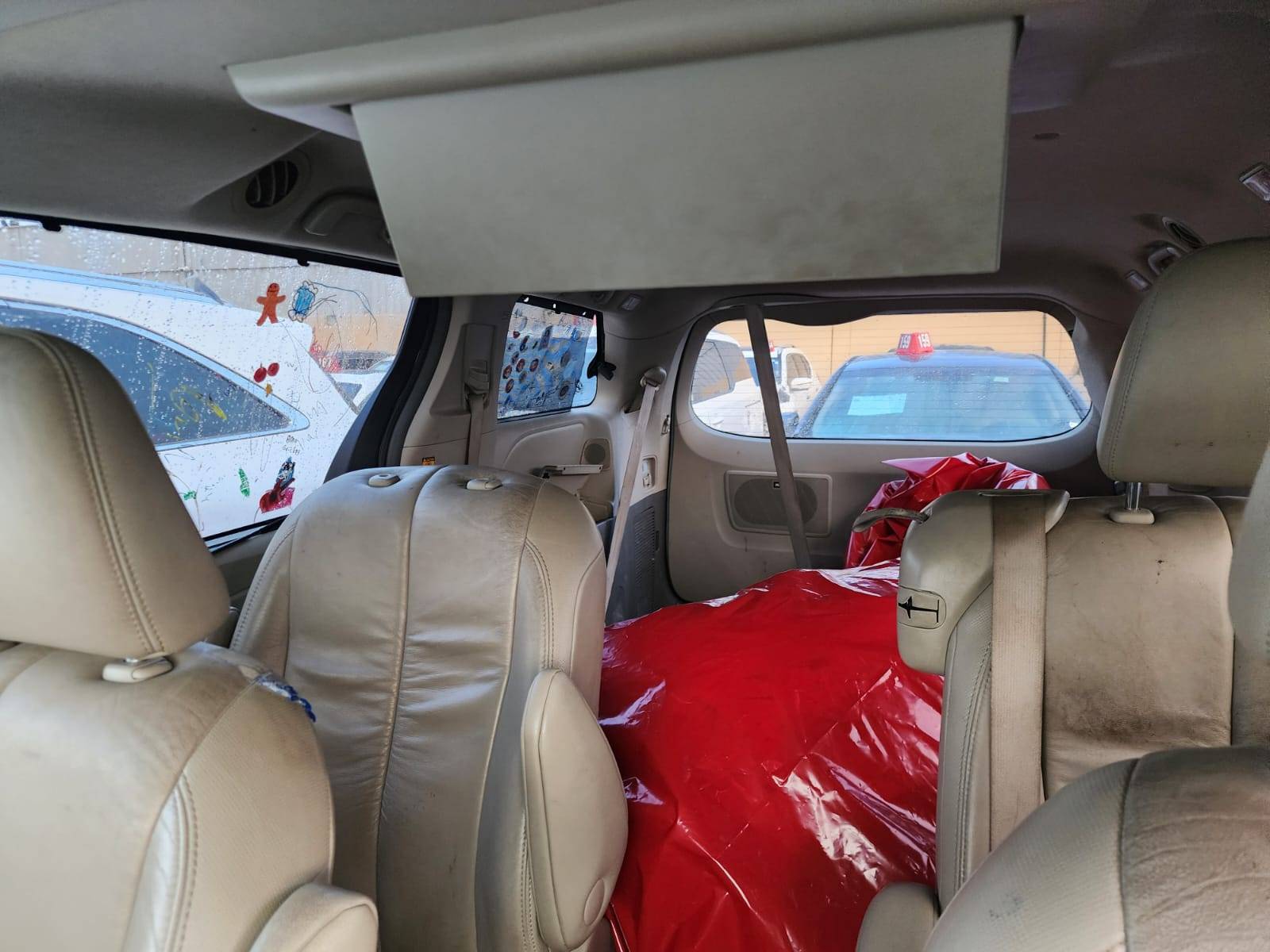 TOYOTA SIENNA 2011 - Marhaba Auction Used Cars - Image 10