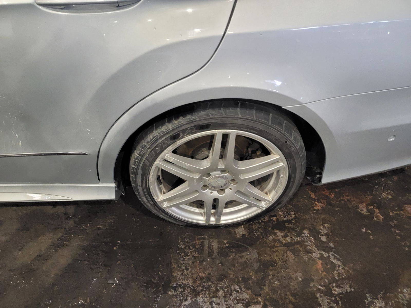 MERCEDES BENZ E 550 2010 - Marhaba Auction Used Cars - Image 6