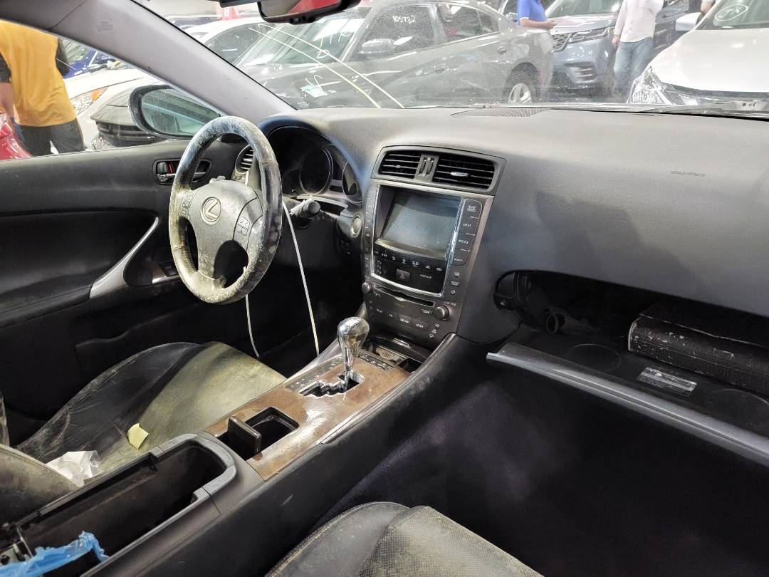 2009 LEXUS IS 250 — 208775 Miles — Lot 67774363 - Marhaba Auctions Used Cars - Image 5