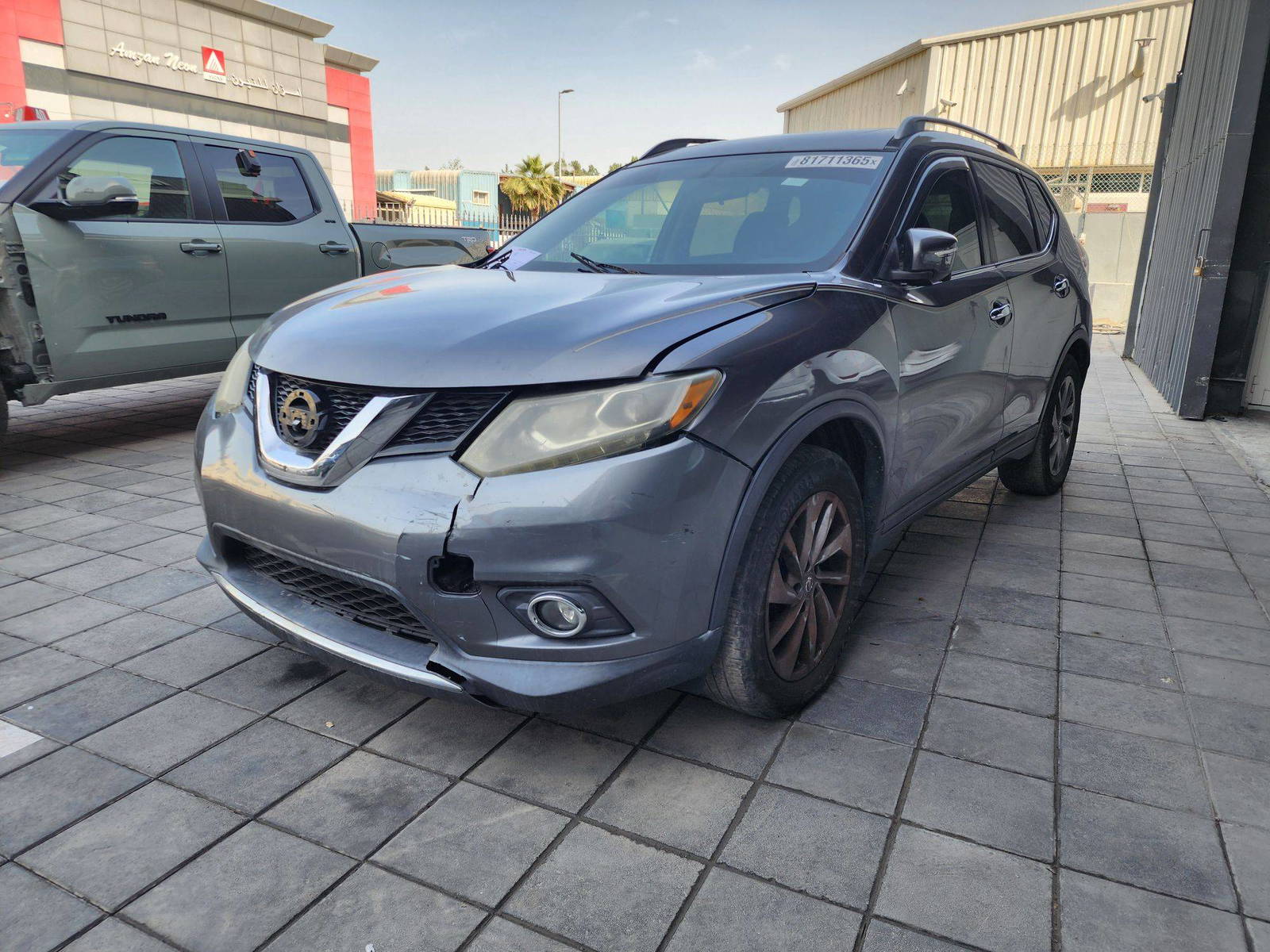 2015 NISSAN ROGUE — 153867 Miles — Lot 81711365 — Al Quoz - Marhaba Auctions Used Cars - Image 4