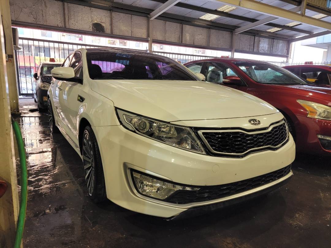 2012 KIA K5 — 97098 KM — Lot 009291 — Main - Marhaba Auctions Used Cars - Image 4