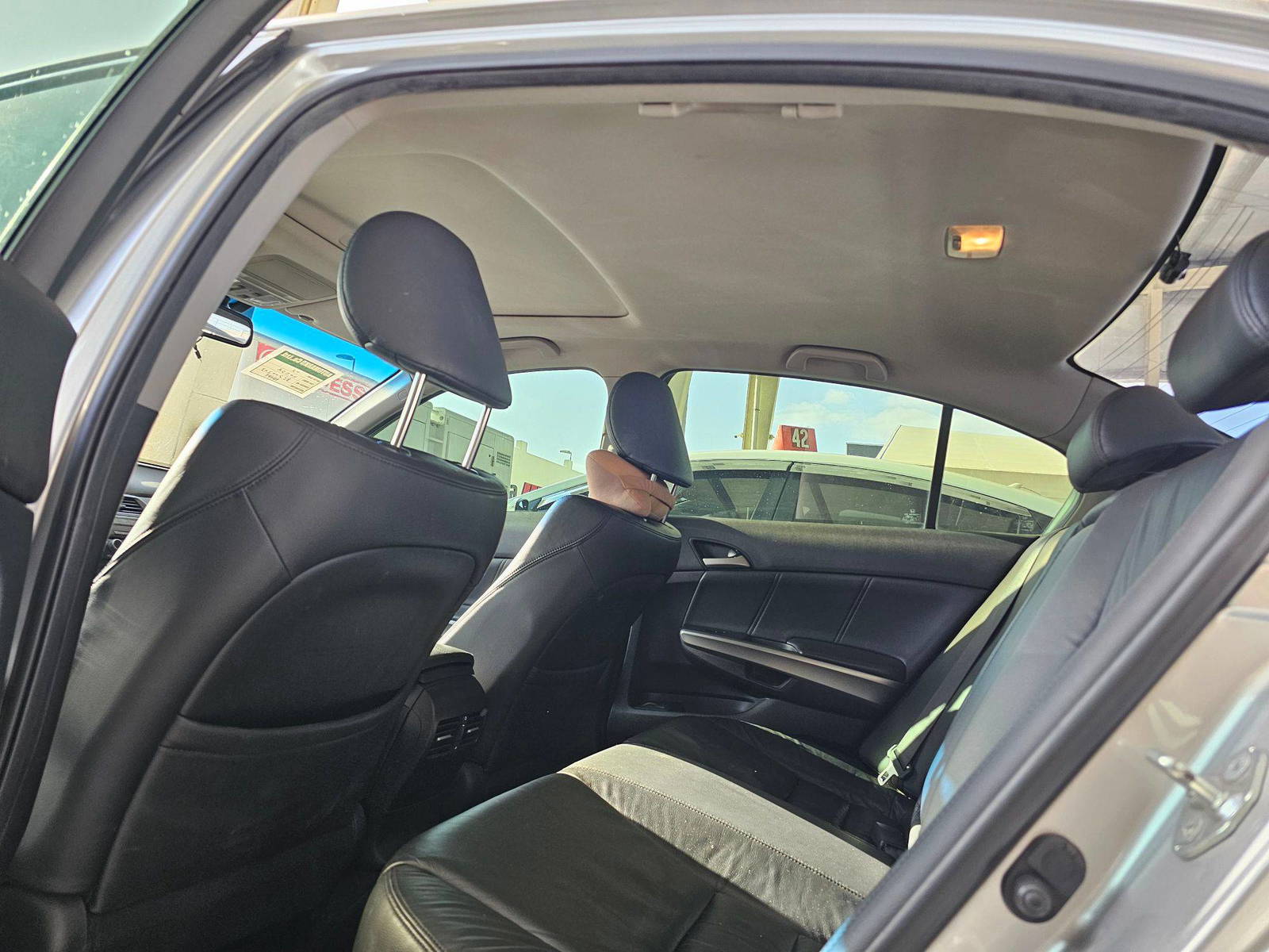 HONDA ACCORD 2011 - Marhaba Auction Used Cars - Image 5