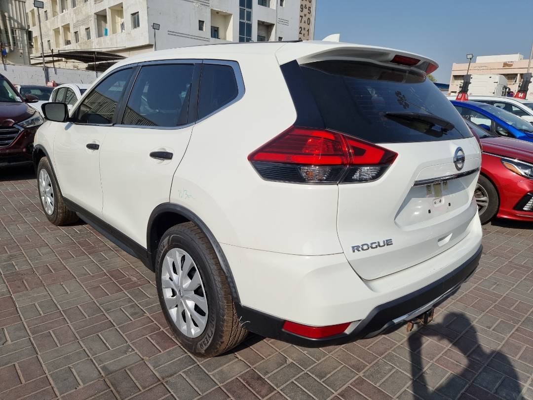 2017 NISSAN ROGUE — 112018 Miles — Lot 125487 — Ind. 12 - Marhaba Auctions Used Cars - Image 5