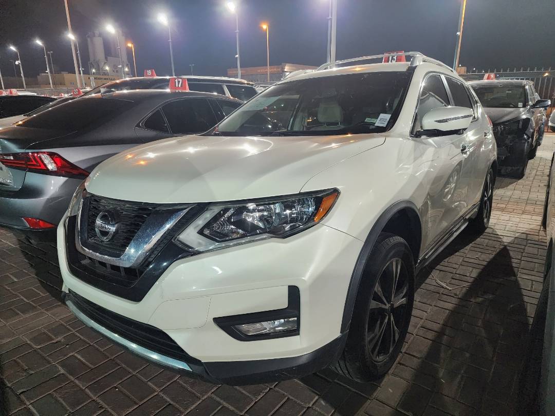 NISSAN ROGUE