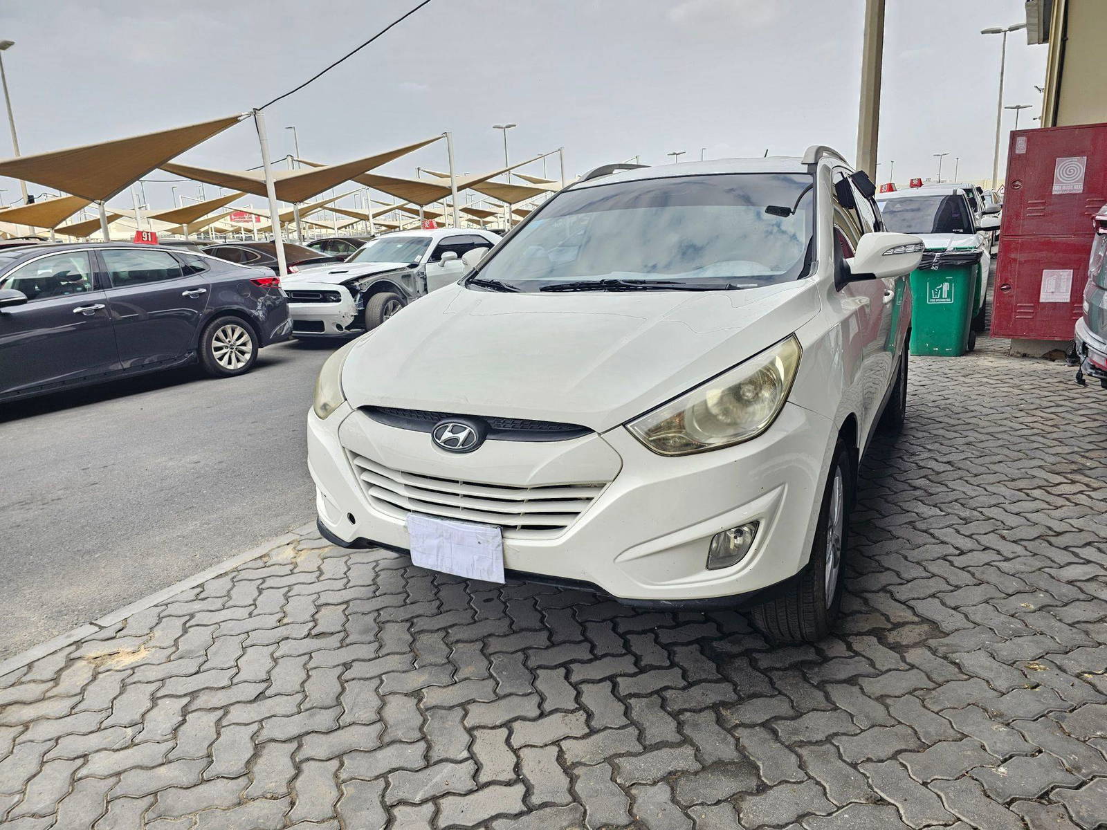 2011 HYUNDAI TUCSON — 241902 KM — Lot 217328 — Souq - Marhaba Auctions Used Cars - Image 5