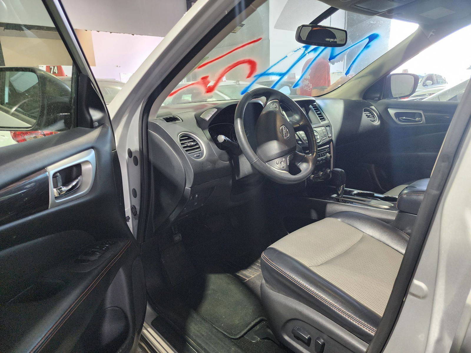 2019 NISSAN PATHFINDER — 128381 Miles — Lot 7KC623458 — Main - Marhaba Auctions Used Cars - Image 9