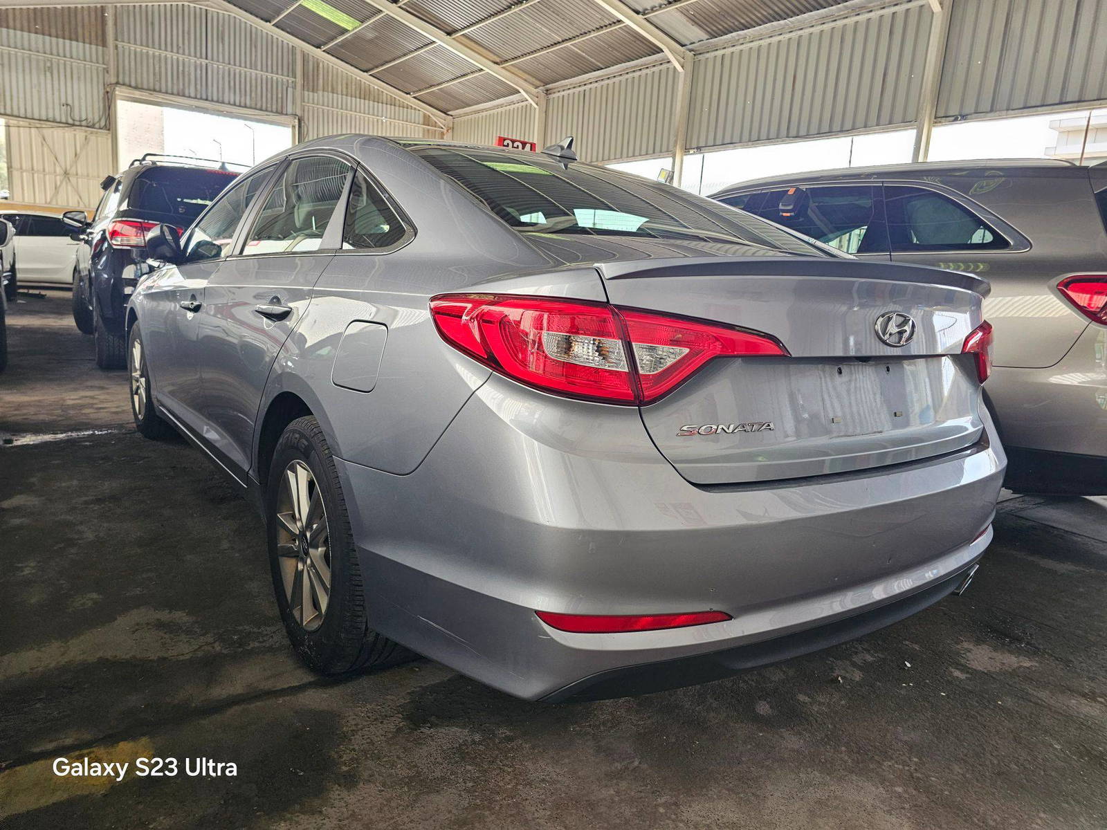 2017 HYUNDAI SONATA — 120620 Miles — Lot 558877 — Main - Marhaba Auctions Used Cars - Image 3