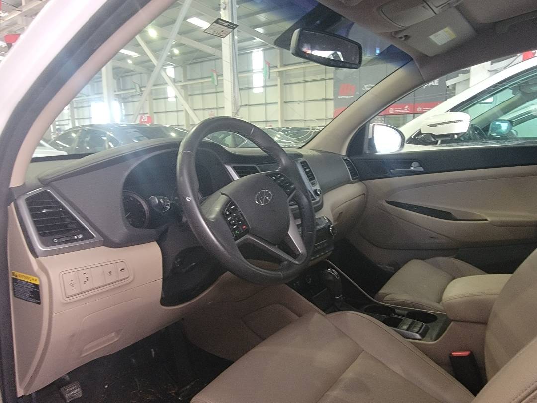 2017 HYUNDAI TUCSON — 77620 Miles — Lot U292030 — Main - Marhaba Auctions Used Cars - Image 6